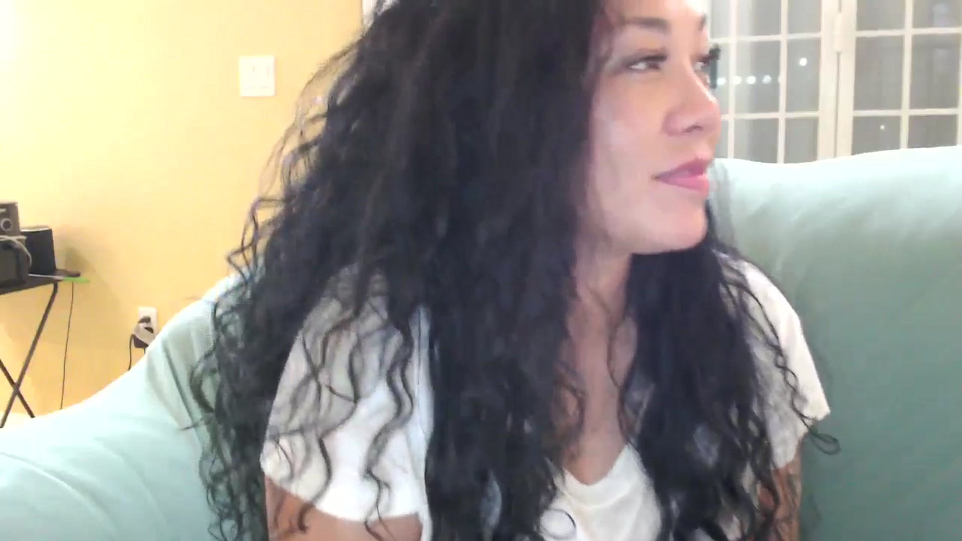Gallery image thumbnail from MickaylaMoon's myfreecams stream on, 08/11/2024, 21:56 image 19 of 20