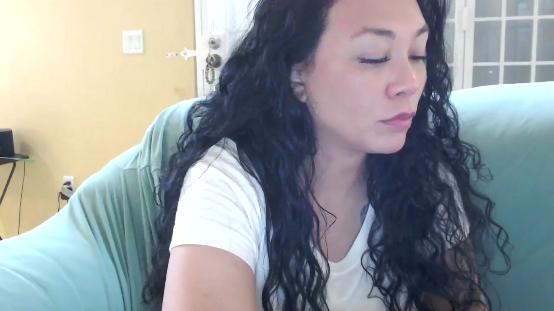 Gallery image thumbnail from MickaylaMoon's myfreecams stream on, 08/11/2024, 21:56 image 10 of 20