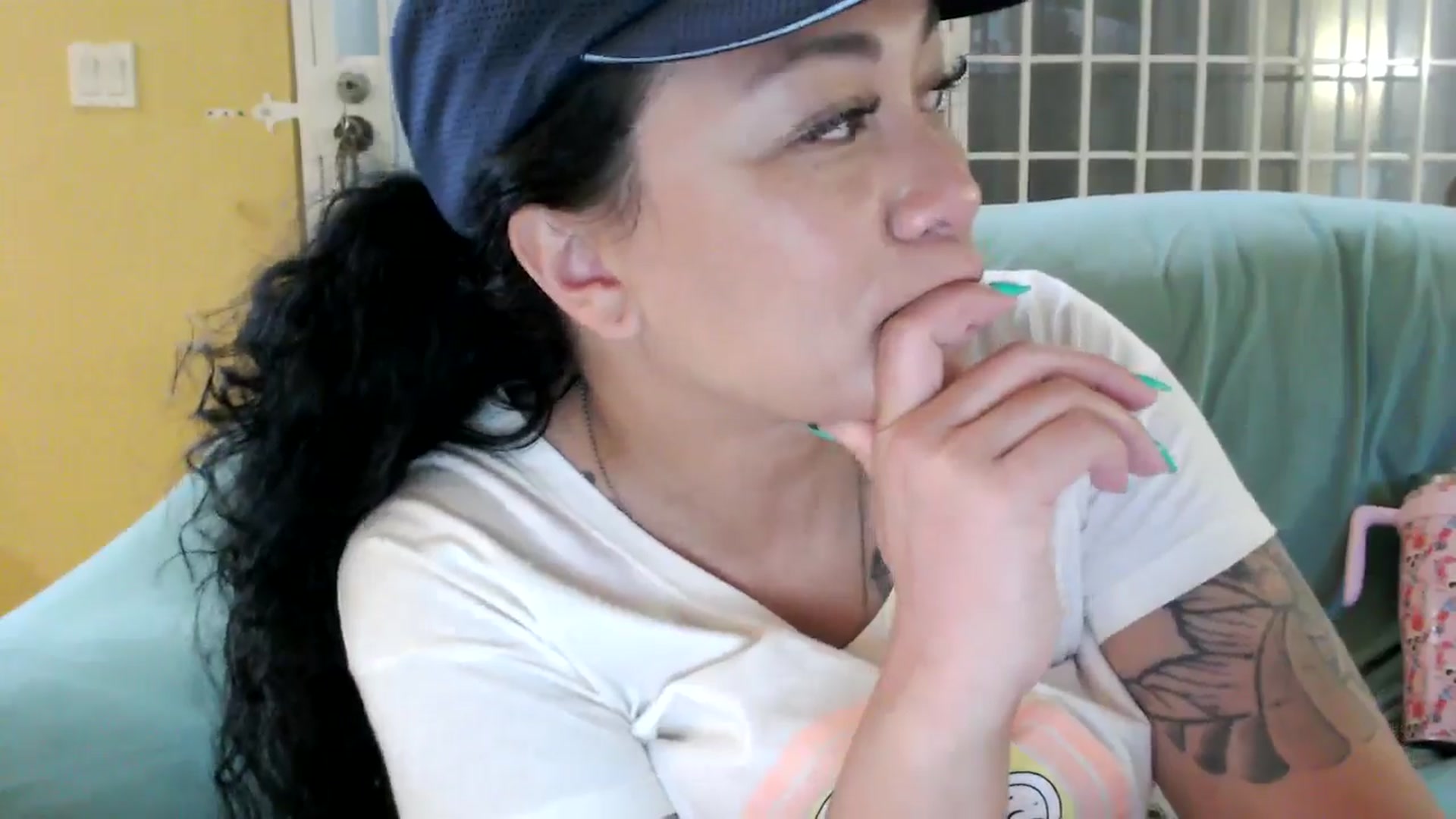 Gallery image thumbnail from MickaylaMoon's myfreecams stream on, 08/11/2024, 22:56 image 20 of 20