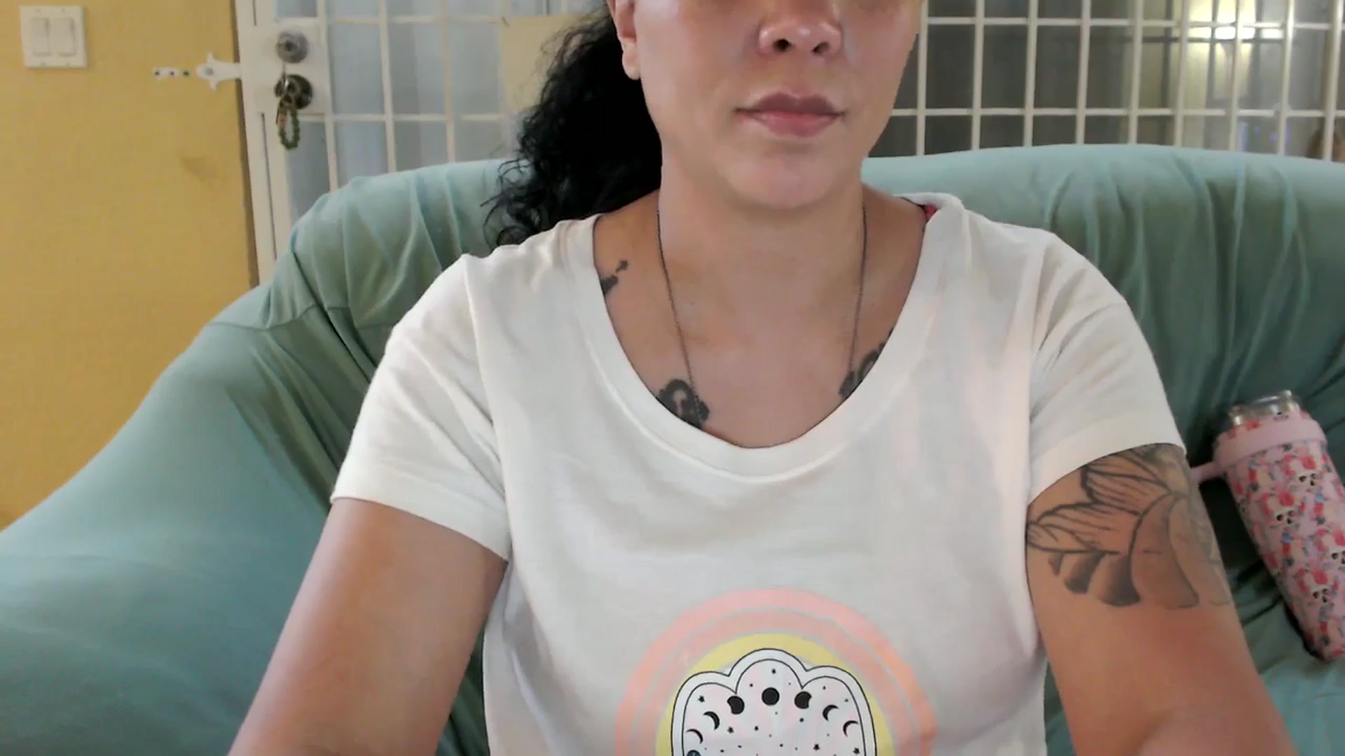 Gallery image thumbnail from MickaylaMoon's myfreecams stream on, 08/11/2024, 22:56 image 15 of 20