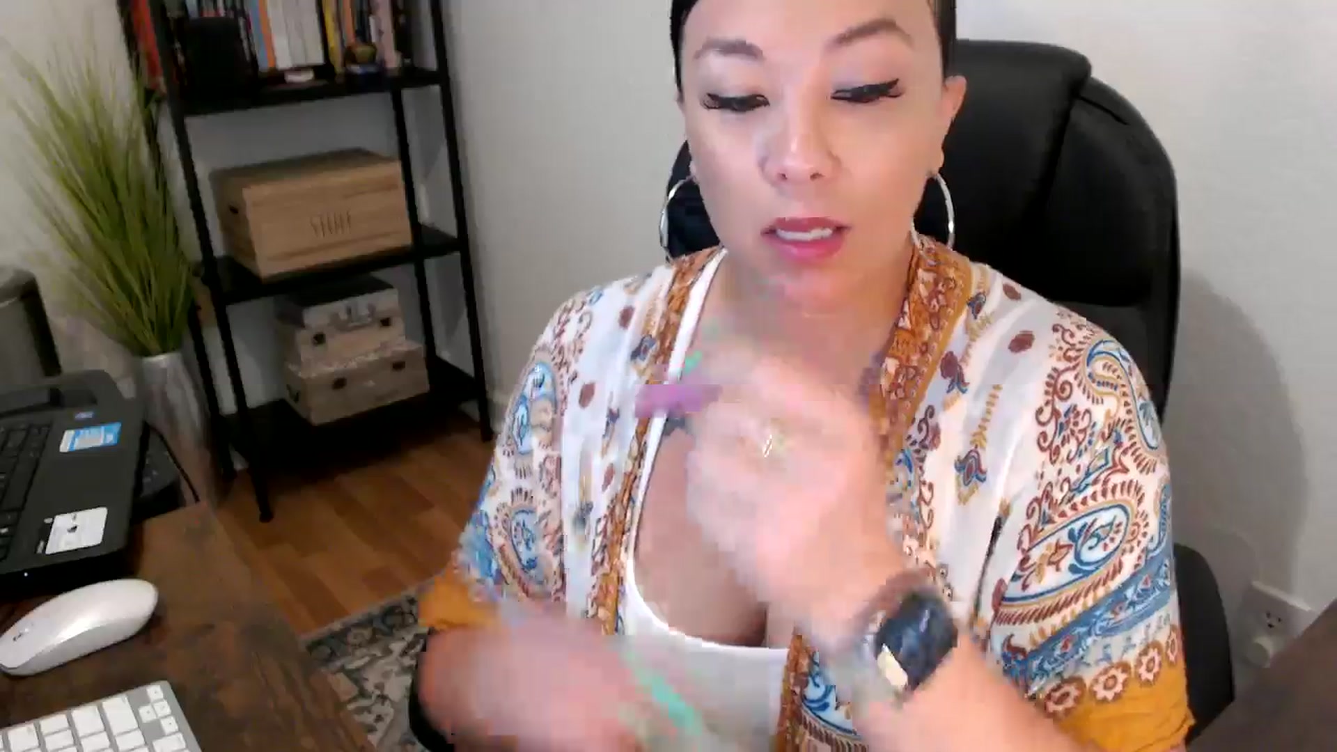 Gallery image thumbnail from MickaylaMoon's myfreecams stream on, 08/13/2024, 16:59 image 2 of 20