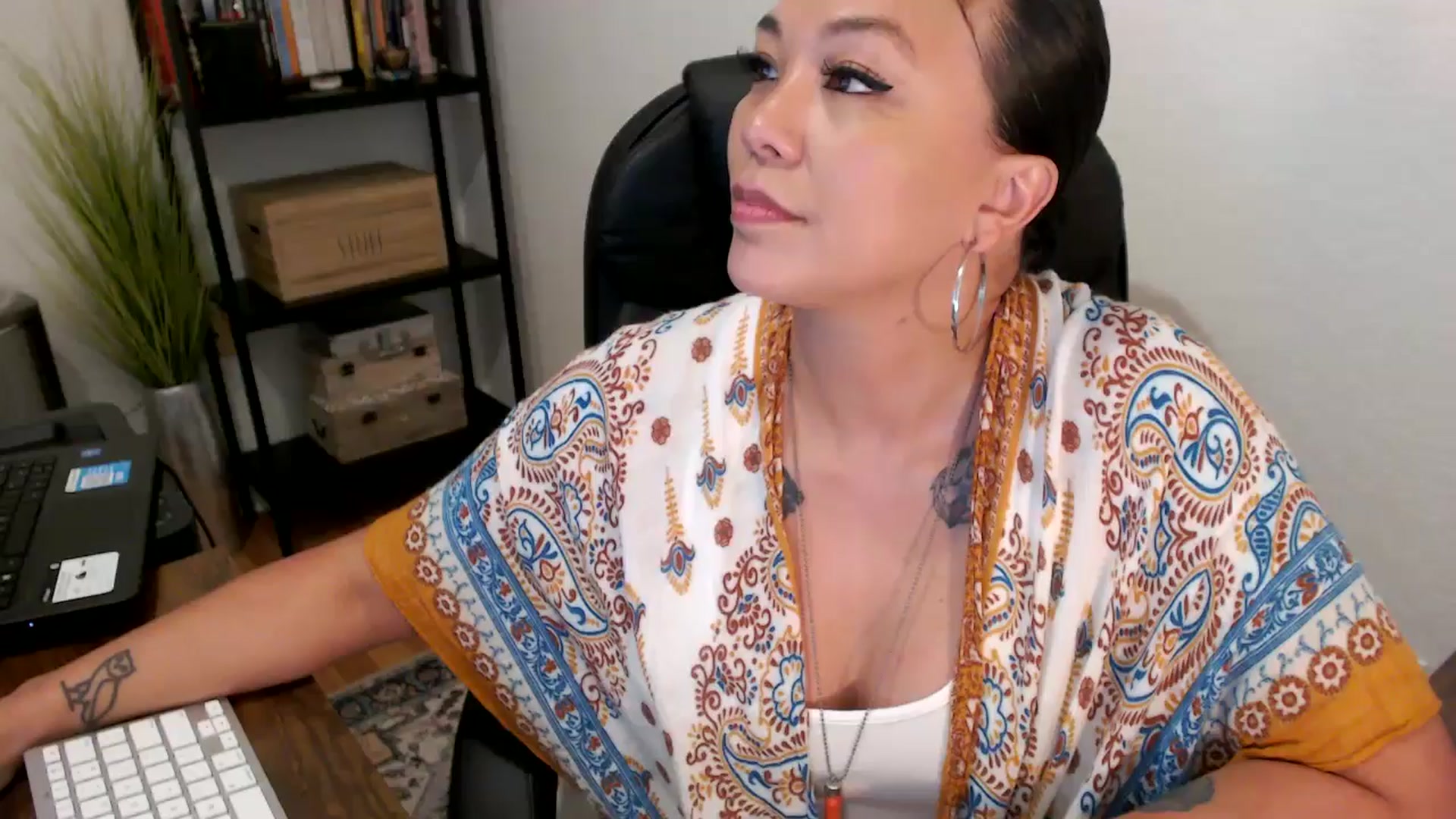 Gallery image thumbnail from MickaylaMoon's myfreecams stream on, 08/13/2024, 22:13 image 20 of 20