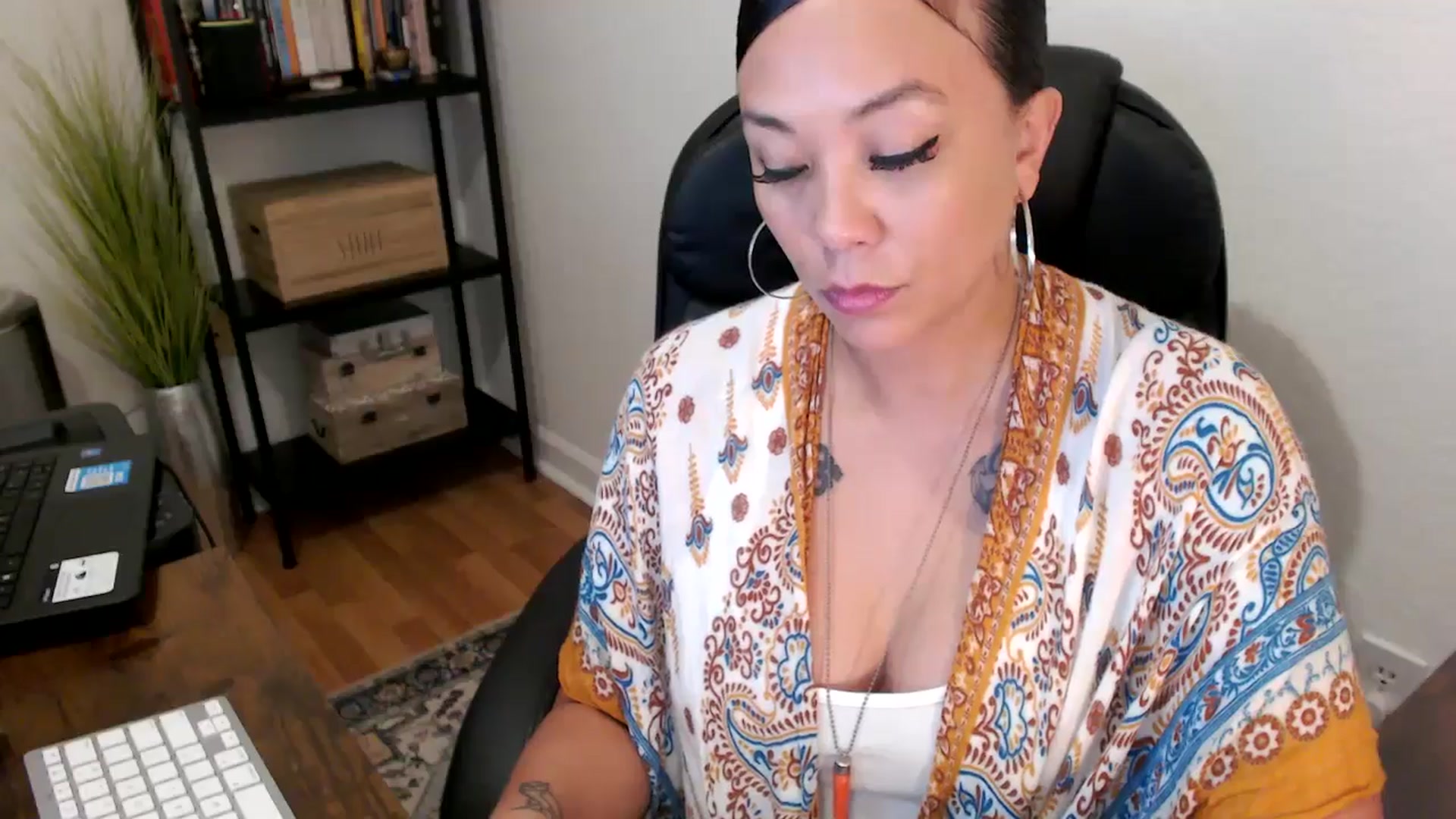 Gallery image thumbnail from MickaylaMoon's myfreecams stream on, 08/13/2024, 22:13 image 7 of 20