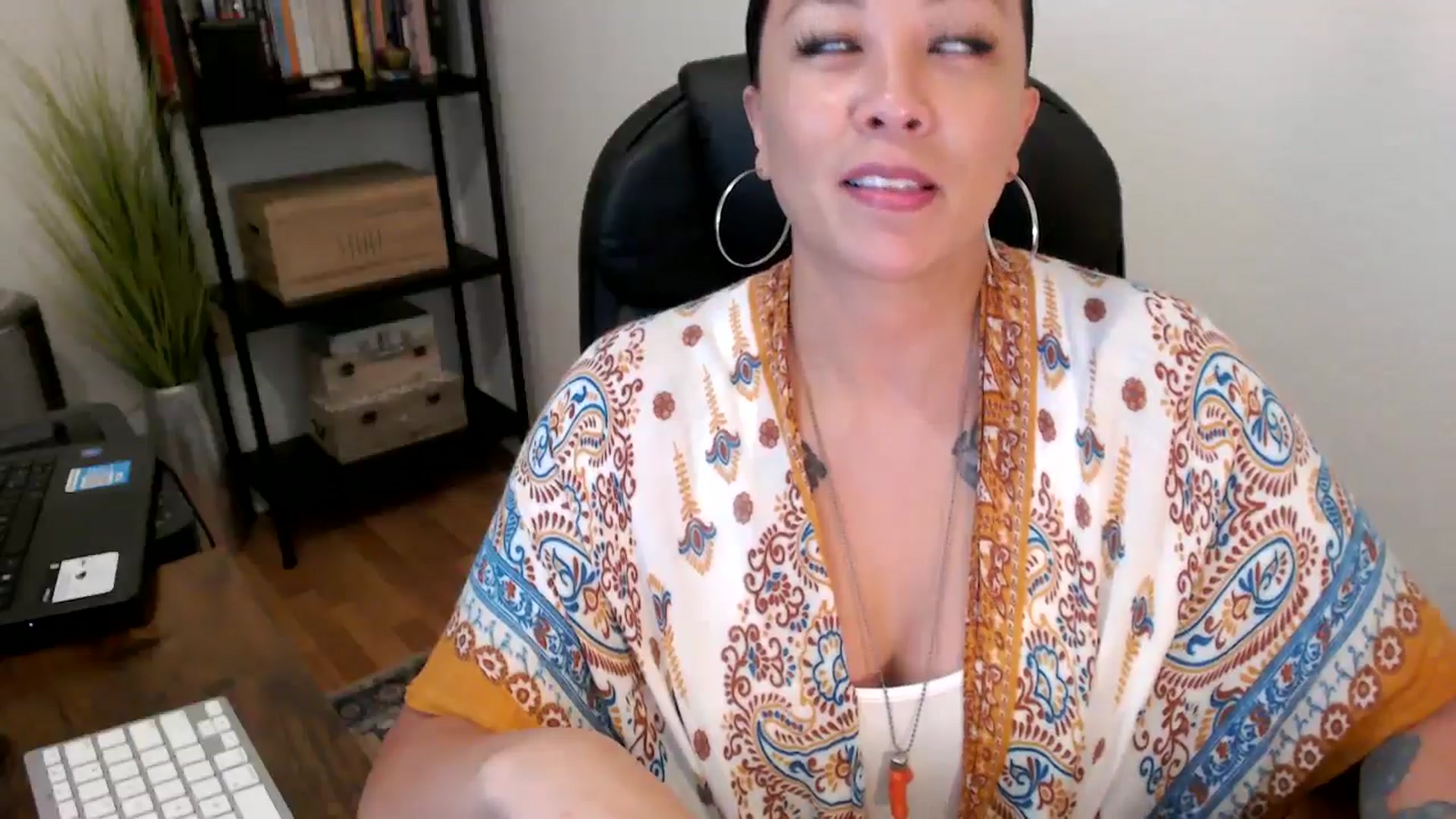 Gallery image thumbnail from MickaylaMoon's myfreecams stream on, 08/13/2024, 22:13 image 17 of 20