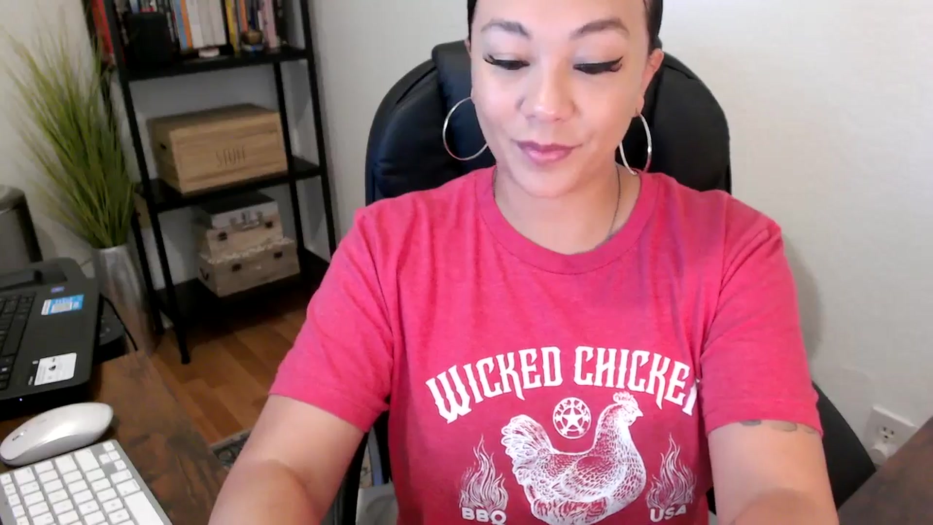 Gallery image thumbnail from MickaylaMoon's myfreecams stream on, 08/14/2024, 15:13 image 5 of 20