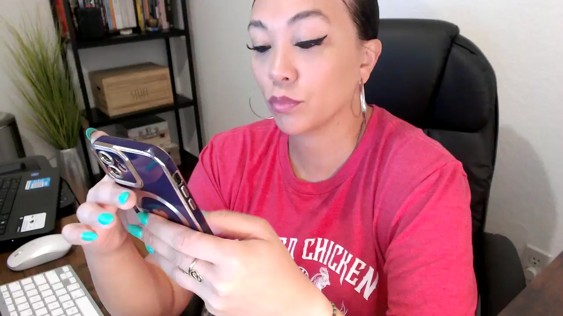 Gallery image thumbnail from MickaylaMoon's myfreecams stream on, 08/14/2024, 15:13 image 1 of 20