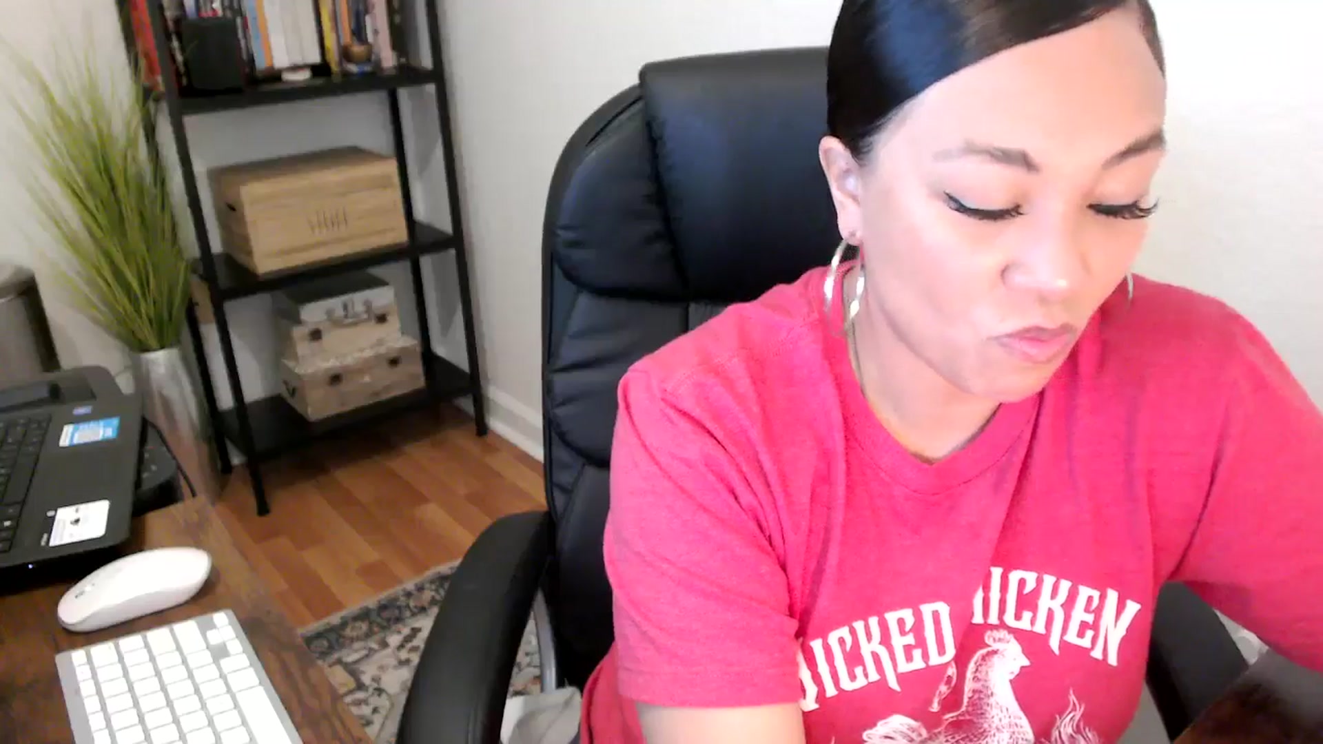 Gallery image thumbnail from MickaylaMoon's myfreecams stream on, 08/14/2024, 16:28 image 2 of 20