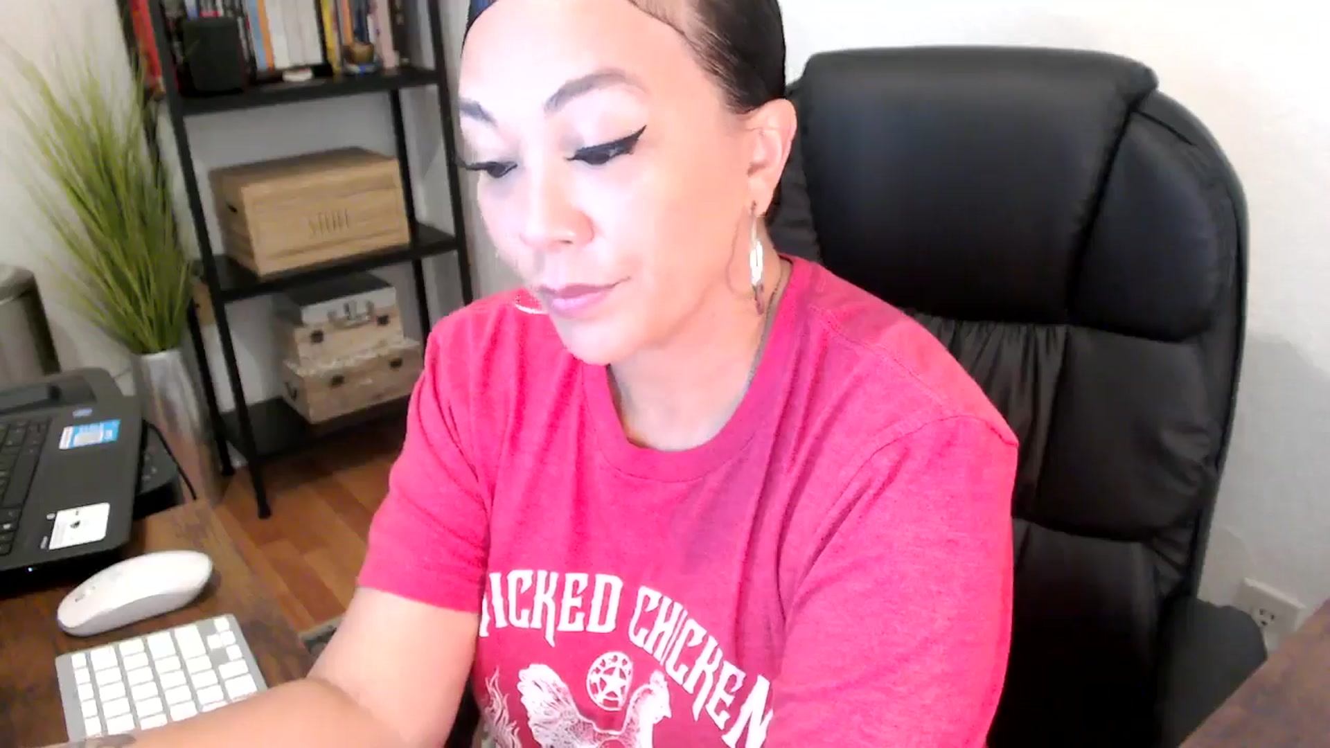 Gallery image thumbnail from MickaylaMoon's myfreecams stream on, 08/14/2024, 16:28 image 5 of 20