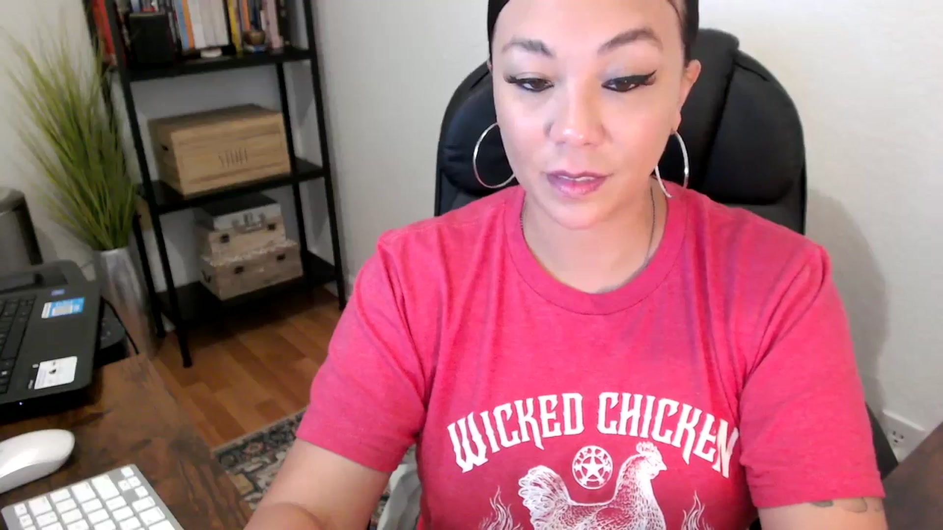Gallery image thumbnail from MickaylaMoon's myfreecams stream on, 08/14/2024, 17:10 image 8 of 20