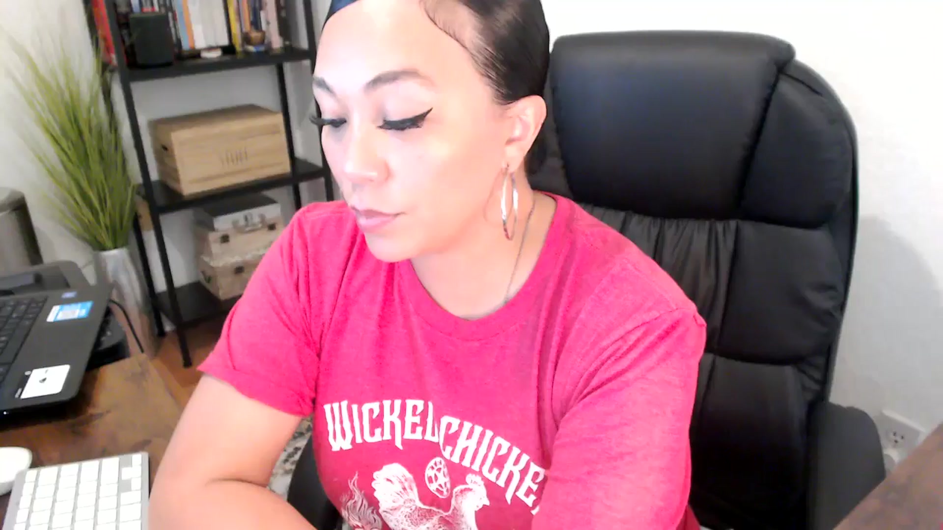 Gallery image thumbnail from MickaylaMoon's myfreecams stream on, 08/14/2024, 18:21 image 2 of 20