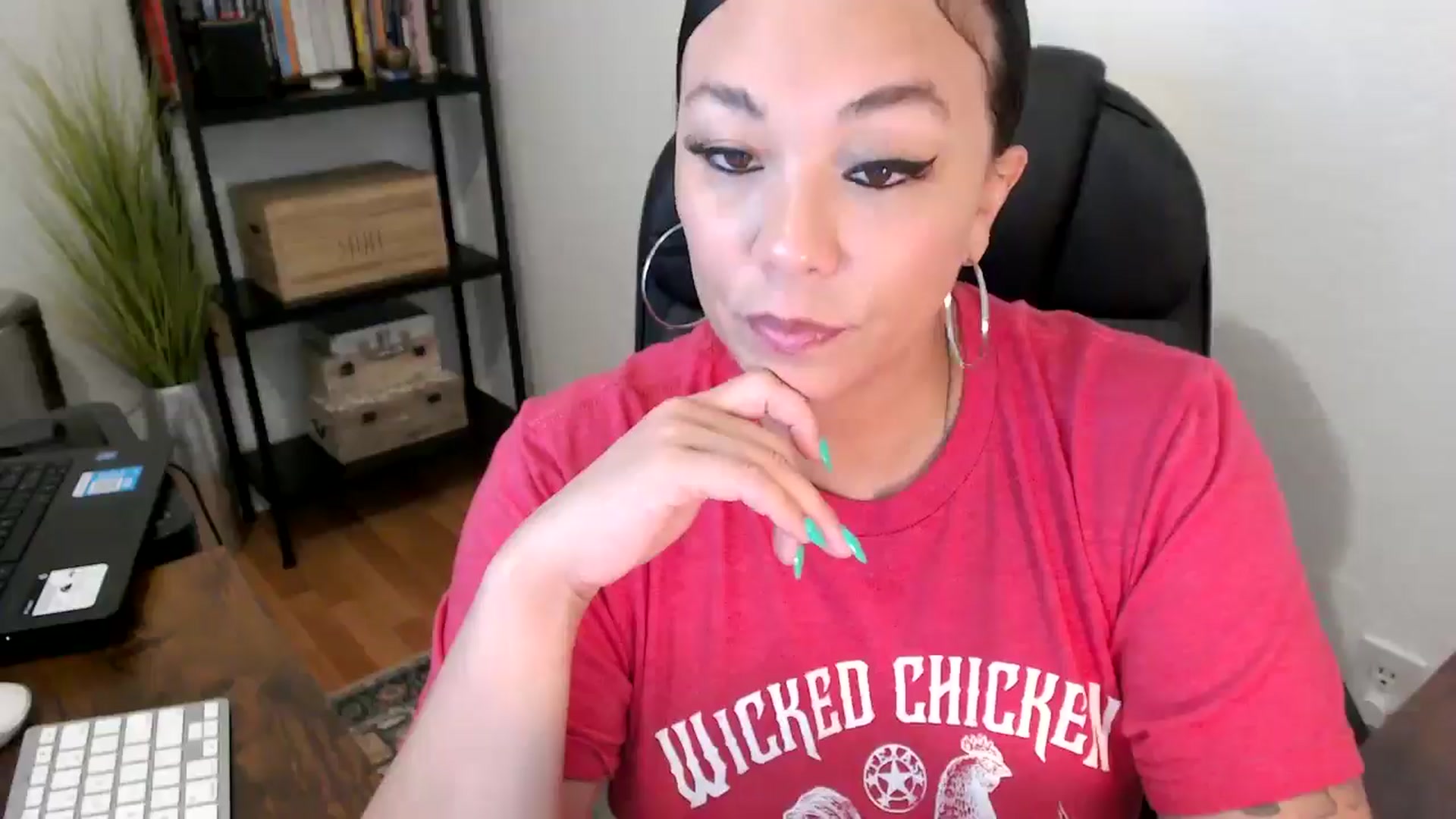 Gallery image thumbnail from MickaylaMoon's myfreecams stream on, 08/14/2024, 18:21 image 18 of 20