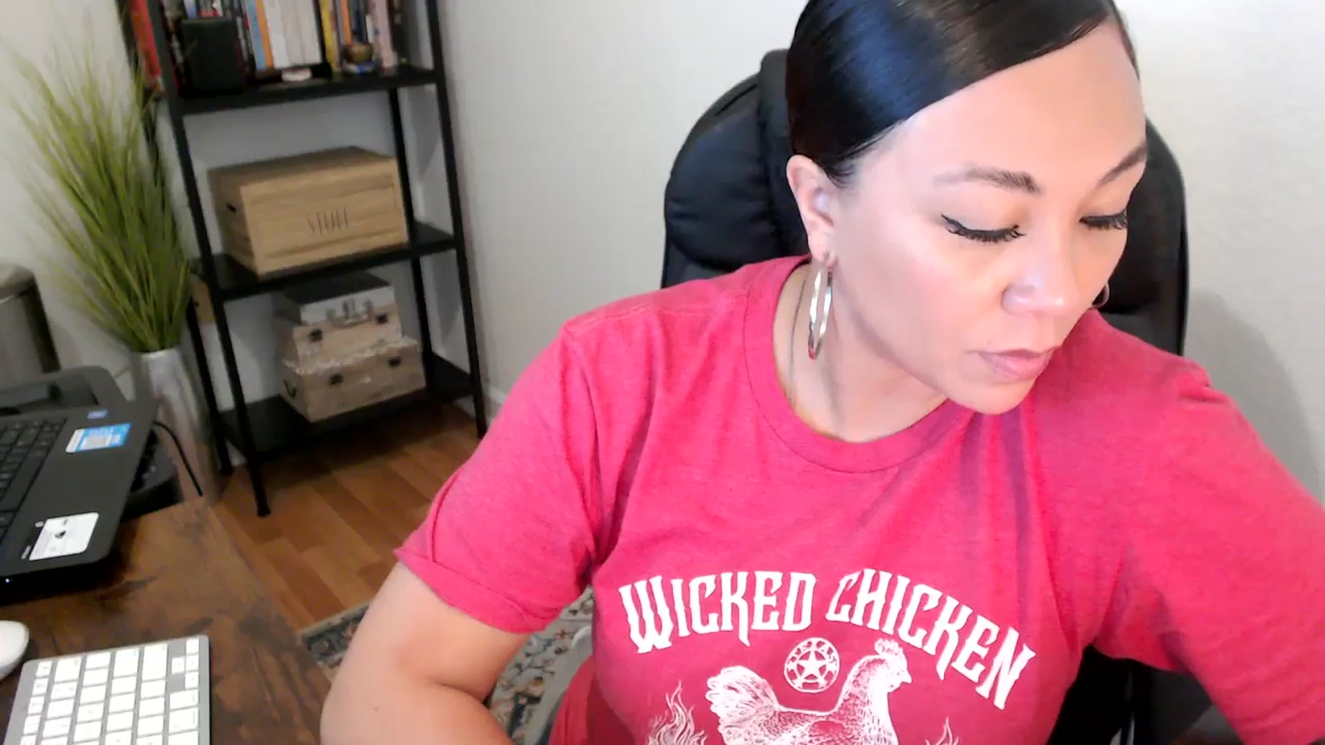 Gallery image thumbnail from MickaylaMoon's myfreecams stream on, 08/14/2024, 18:48 image 2 of 20