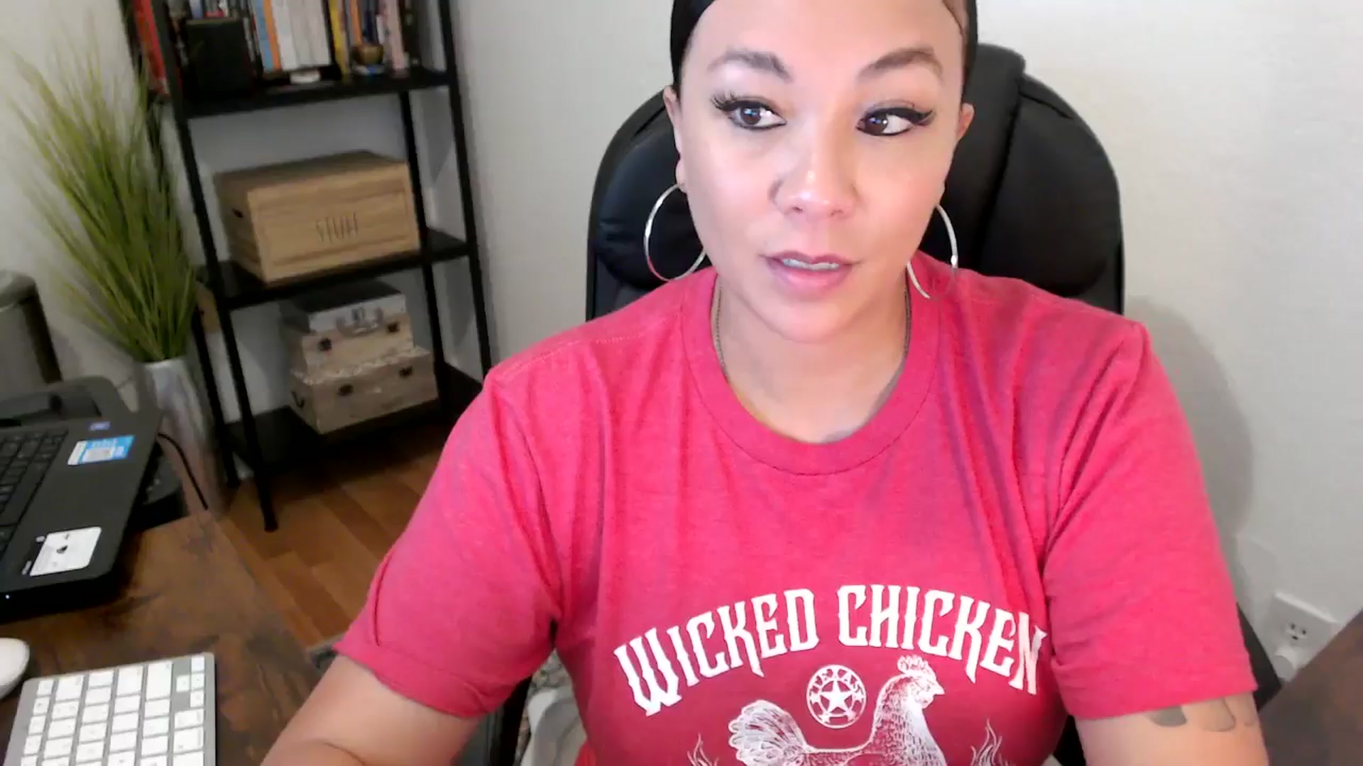 Gallery image thumbnail from MickaylaMoon's myfreecams stream on, 08/14/2024, 18:48 image 3 of 20