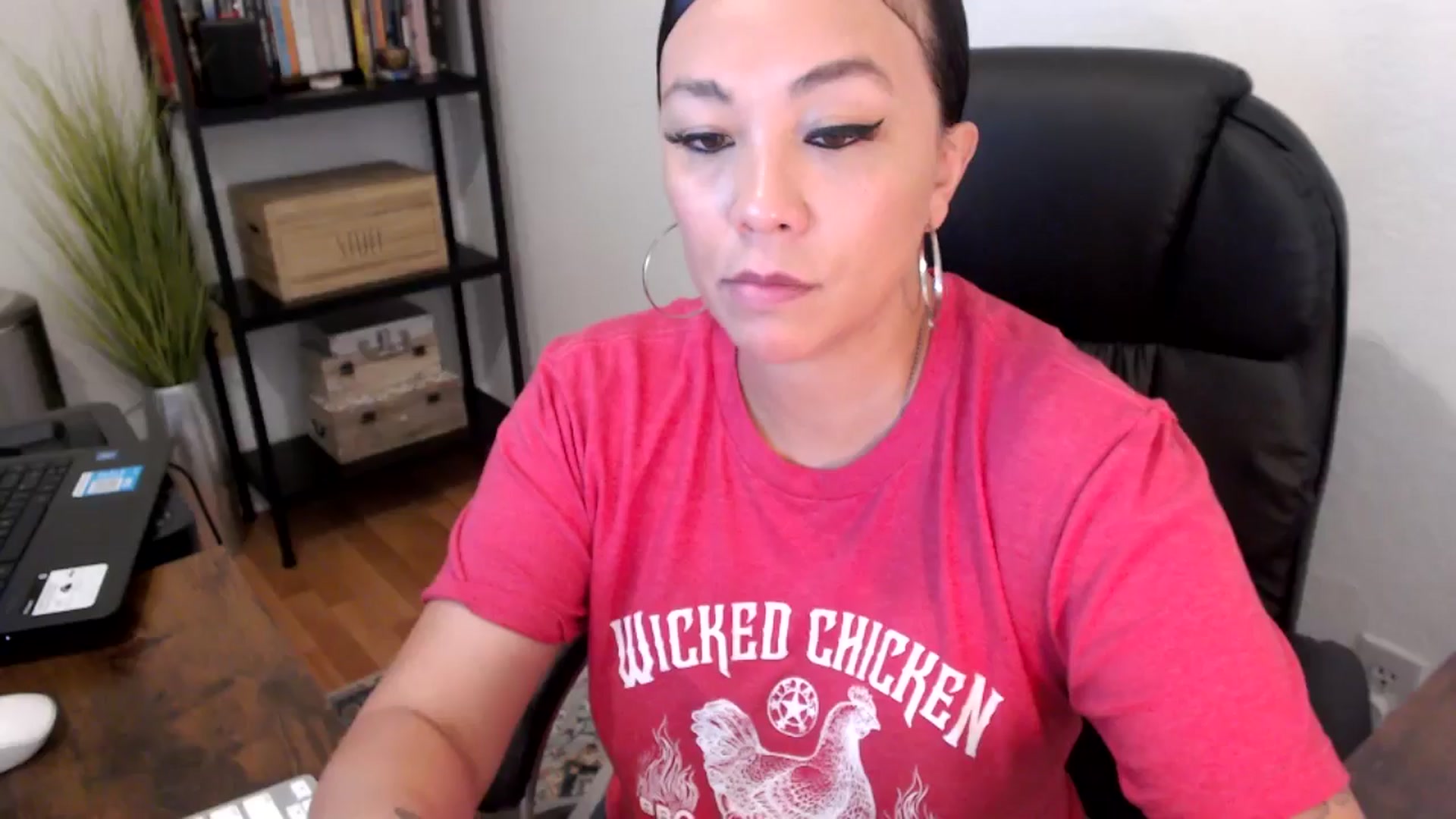 Gallery image thumbnail from MickaylaMoon's myfreecams stream on, 08/14/2024, 18:48 image 9 of 20