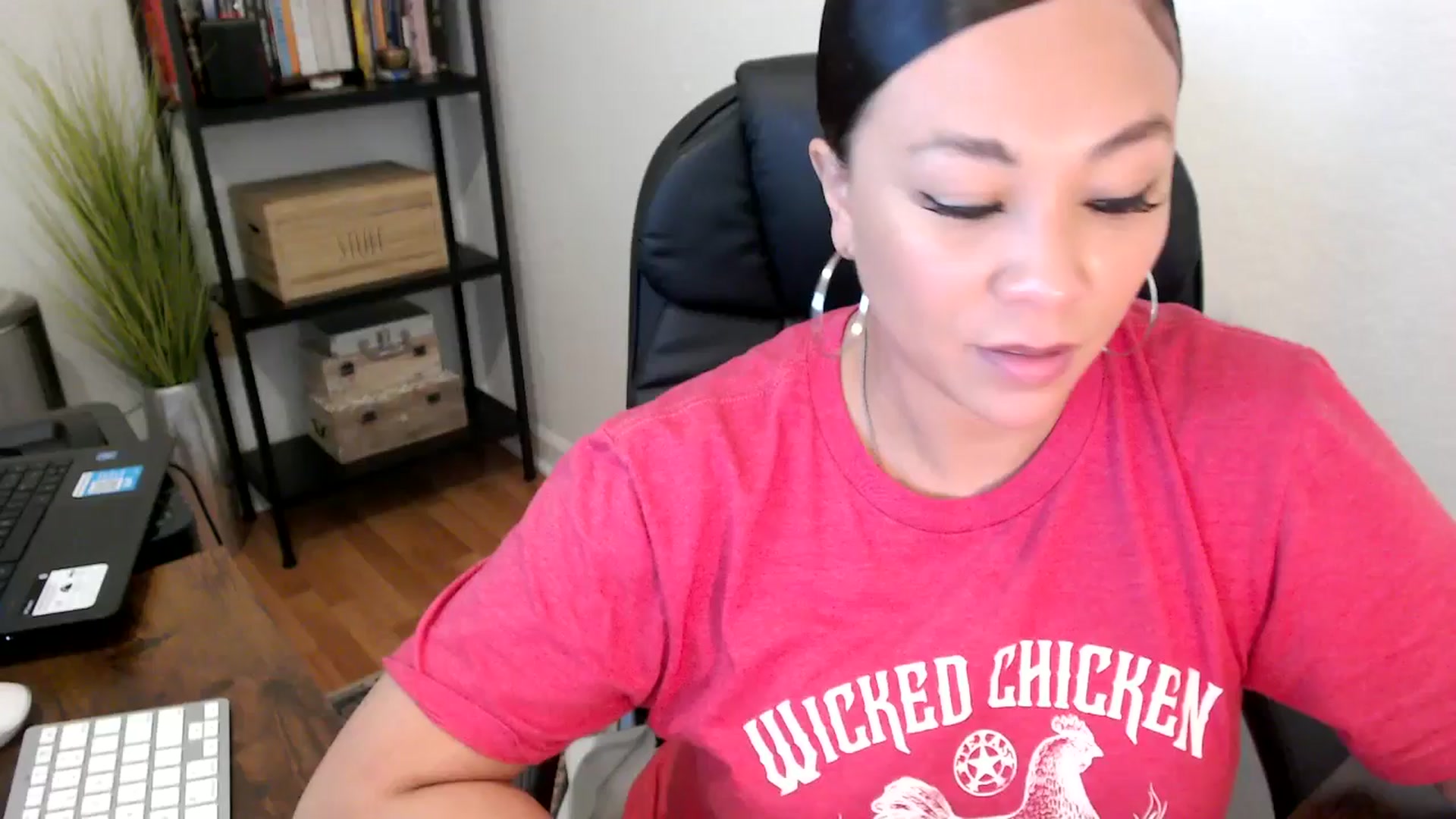 Gallery image thumbnail from MickaylaMoon's myfreecams stream on, 08/14/2024, 18:48 image 1 of 20
