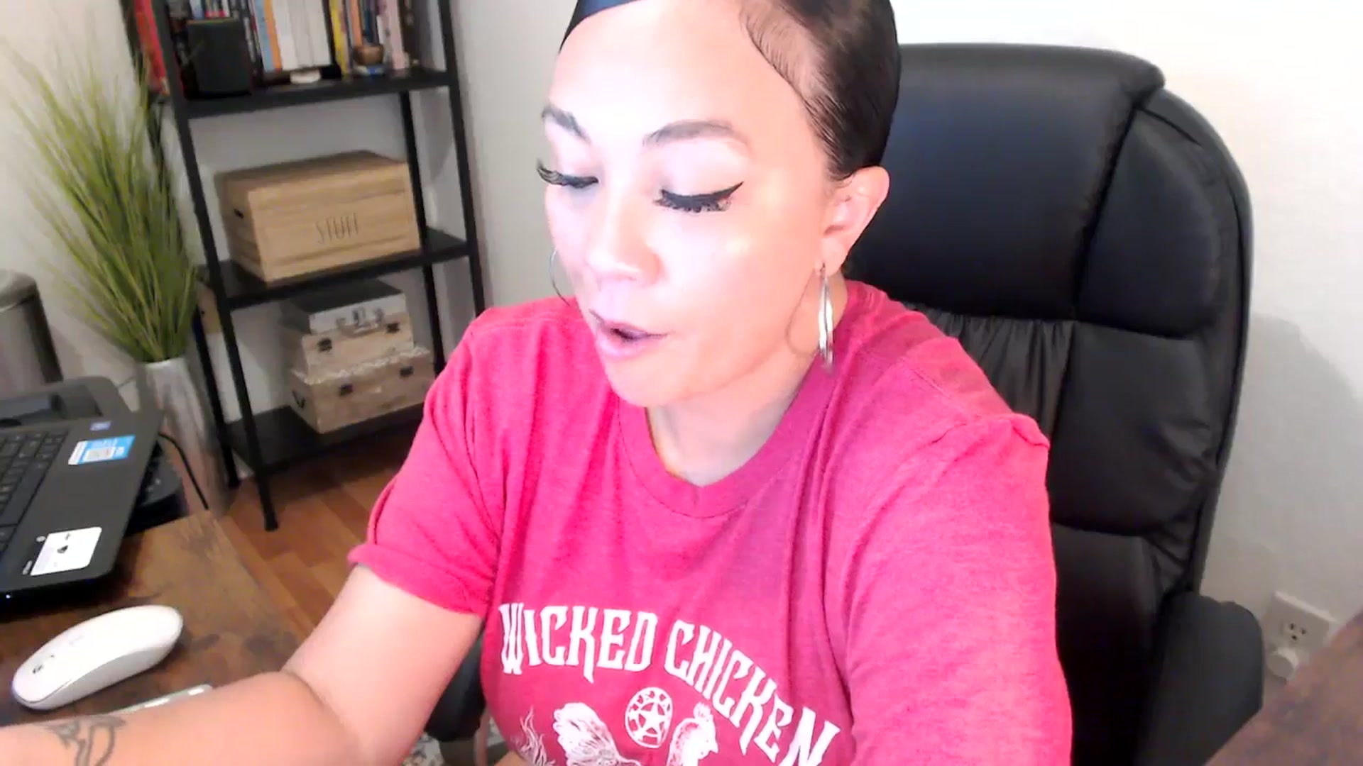 Gallery image thumbnail from MickaylaMoon's myfreecams stream on, 08/14/2024, 19:27 image 10 of 20
