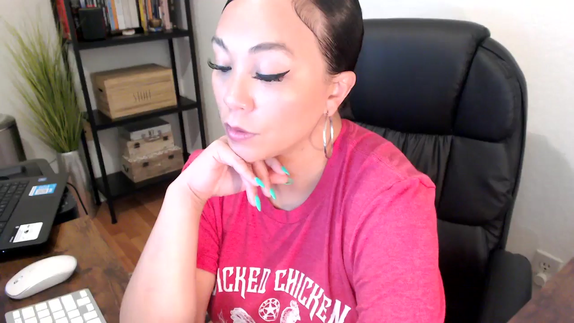 Gallery image thumbnail from MickaylaMoon's myfreecams stream on, 08/14/2024, 19:27 image 9 of 20