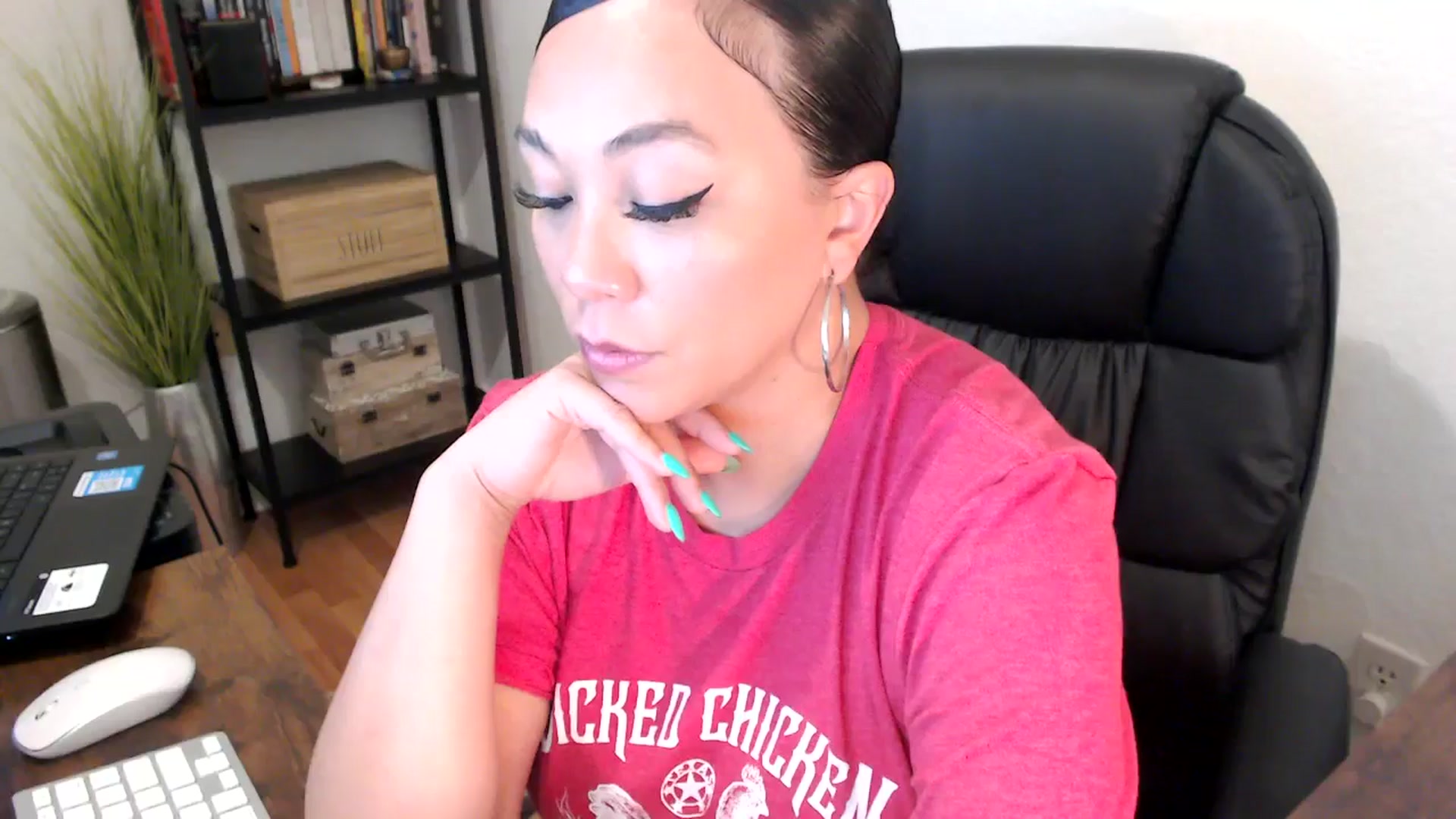 Gallery image thumbnail from MickaylaMoon's myfreecams stream on, 08/14/2024, 19:27 image 8 of 20