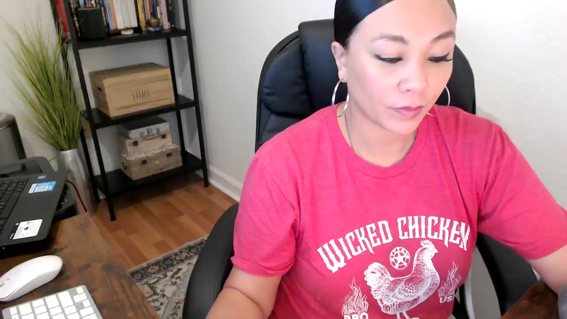 Gallery image thumbnail from MickaylaMoon's myfreecams stream on, 08/14/2024, 20:05 image 1 of 20