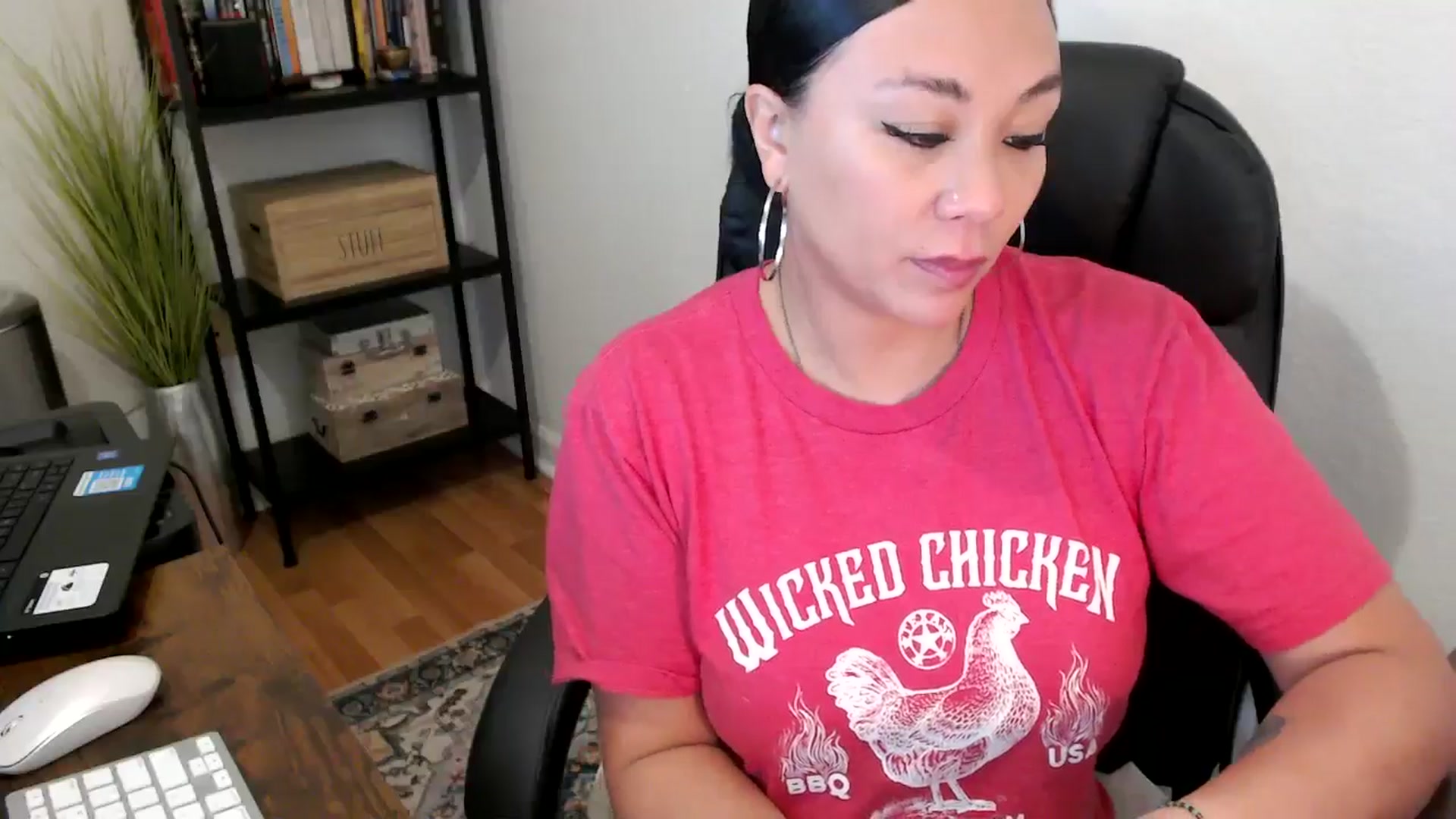 Gallery image thumbnail from MickaylaMoon's myfreecams stream on, 08/14/2024, 20:05 image 4 of 20