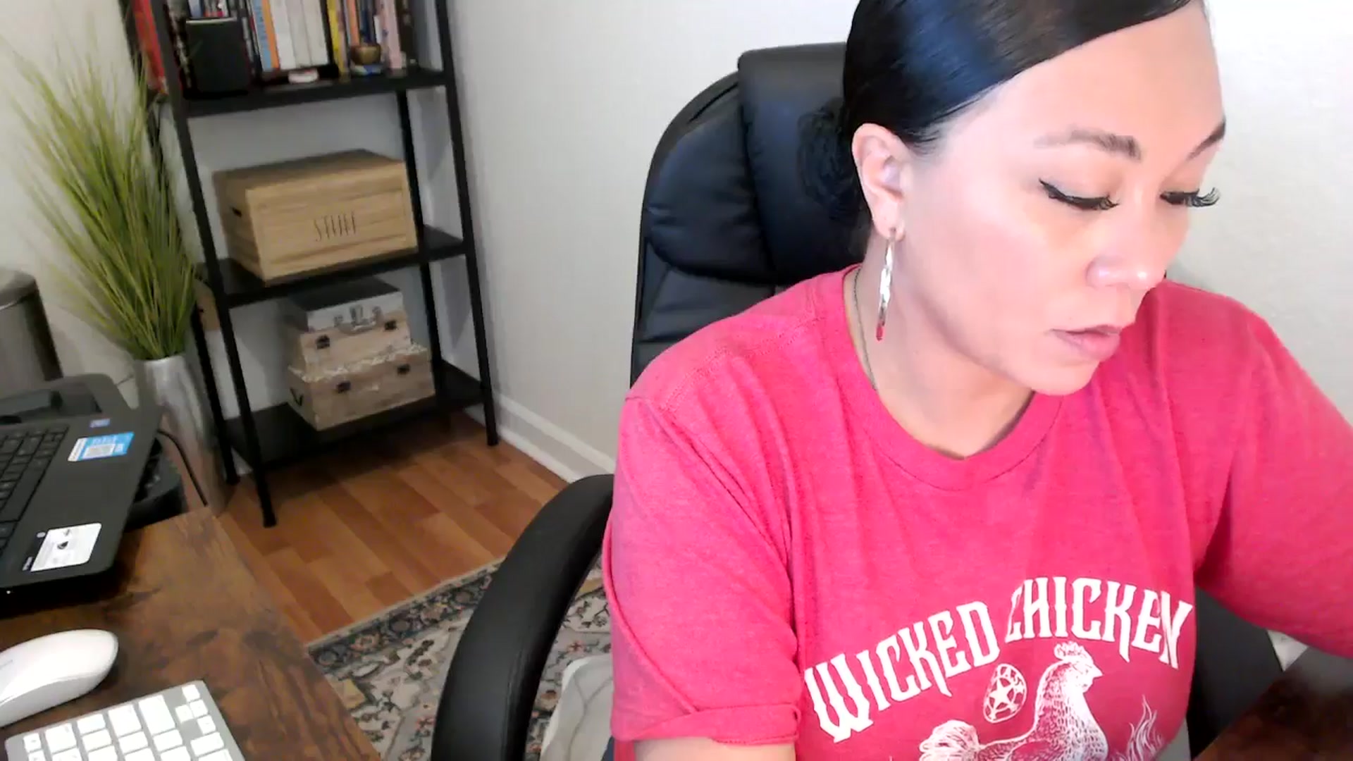 Gallery image thumbnail from MickaylaMoon's myfreecams stream on, 08/14/2024, 20:05 image 12 of 20