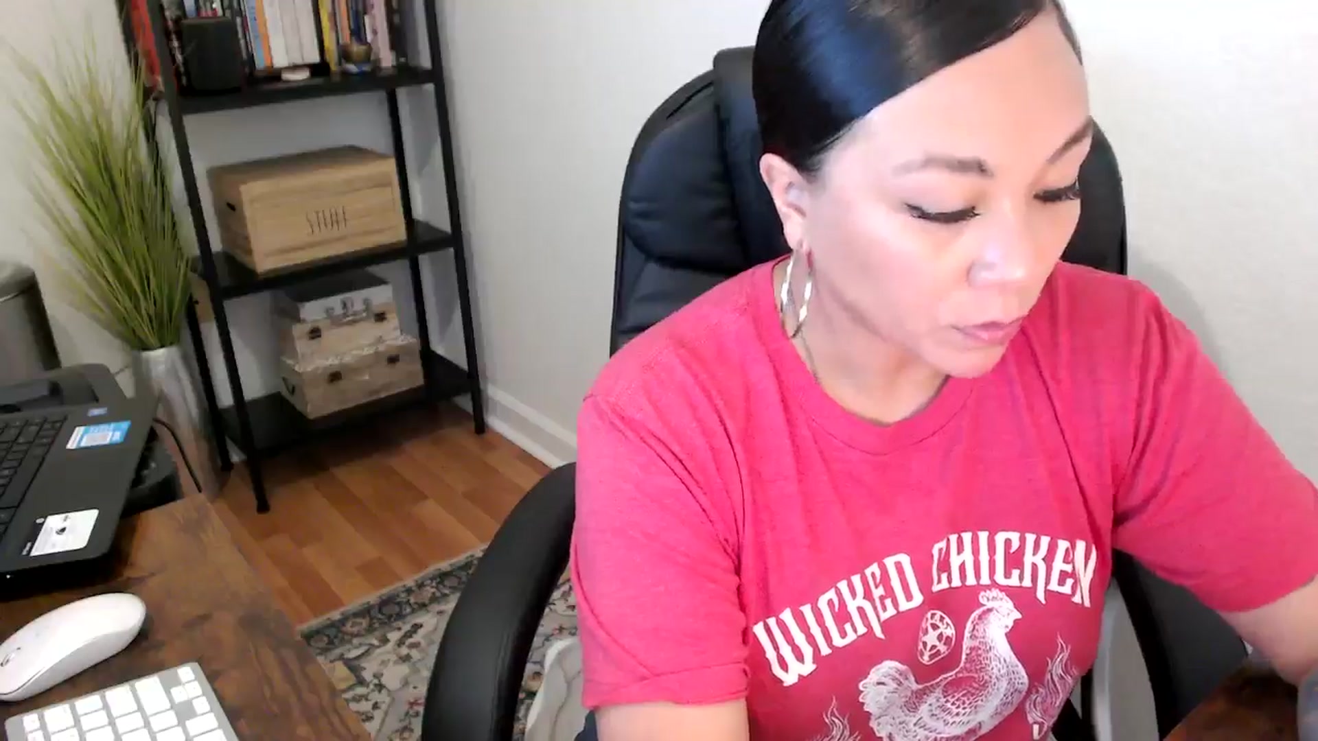 Gallery image thumbnail from MickaylaMoon's myfreecams stream on, 08/14/2024, 20:05 image 2 of 20