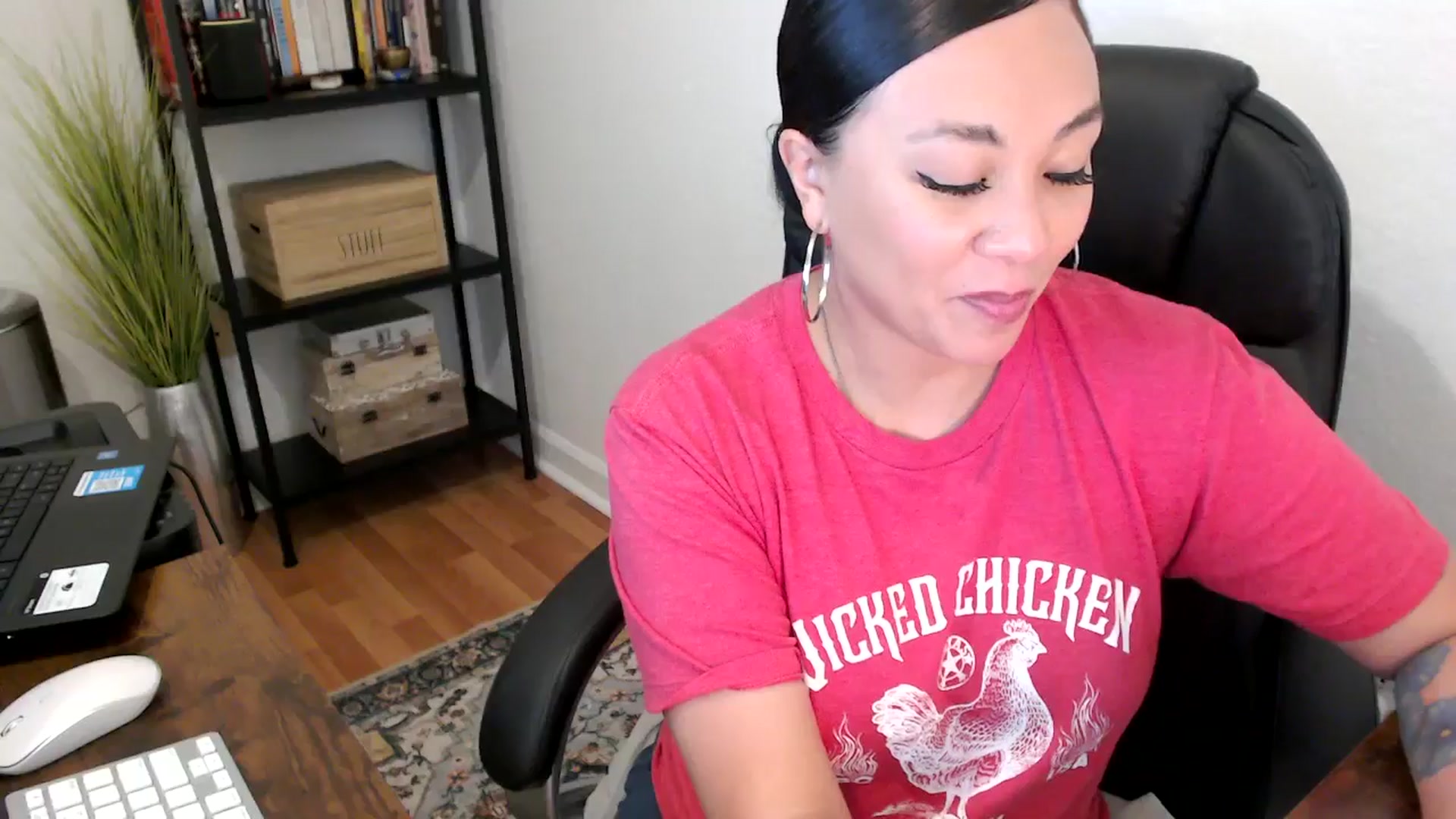 Gallery image thumbnail from MickaylaMoon's myfreecams stream on, 08/14/2024, 20:05 image 5 of 20