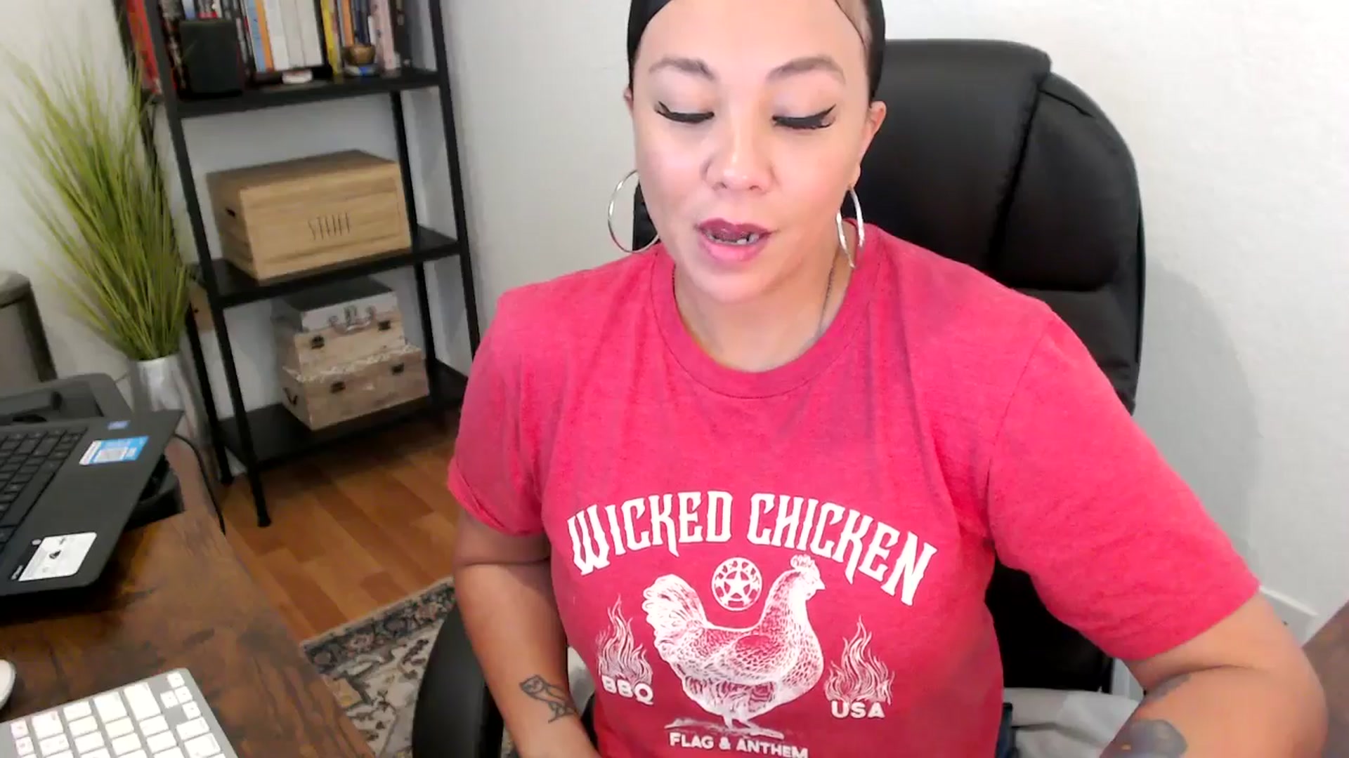 Gallery image thumbnail from MickaylaMoon's myfreecams stream on, 08/14/2024, 21:31 image 19 of 20