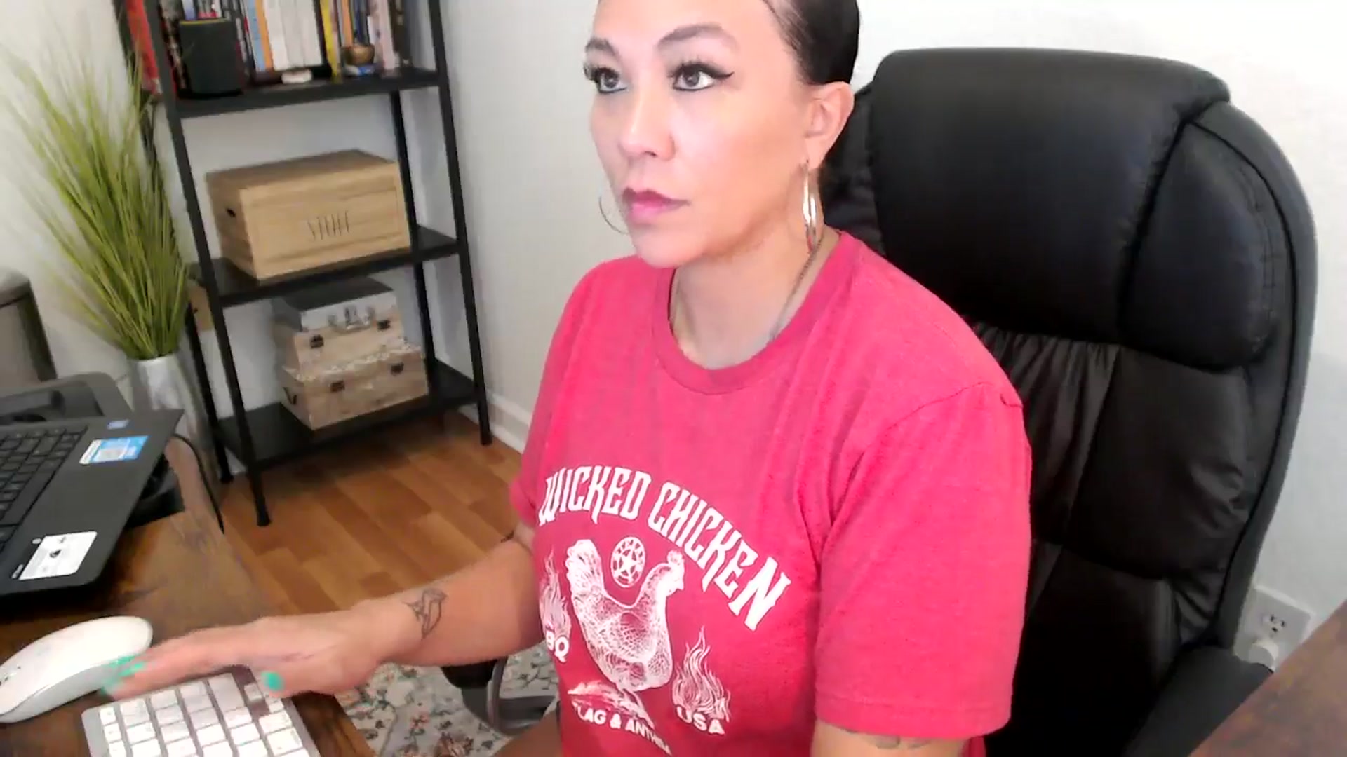 Gallery image thumbnail from MickaylaMoon's myfreecams stream on, 08/14/2024, 22:13 image 7 of 20