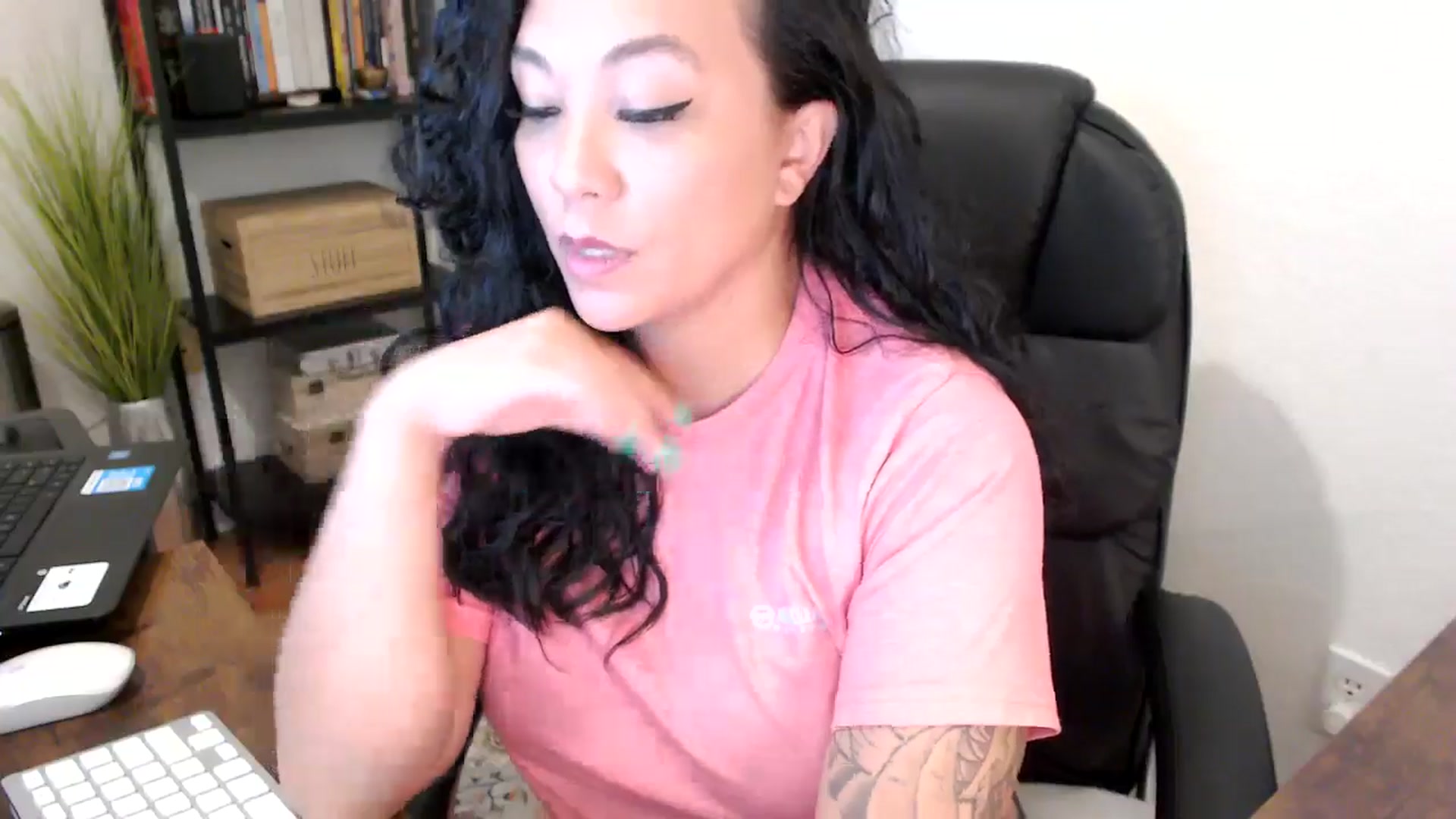 Gallery image thumbnail from MickaylaMoon's myfreecams stream on, 08/15/2024, 15:24 image 11 of 20