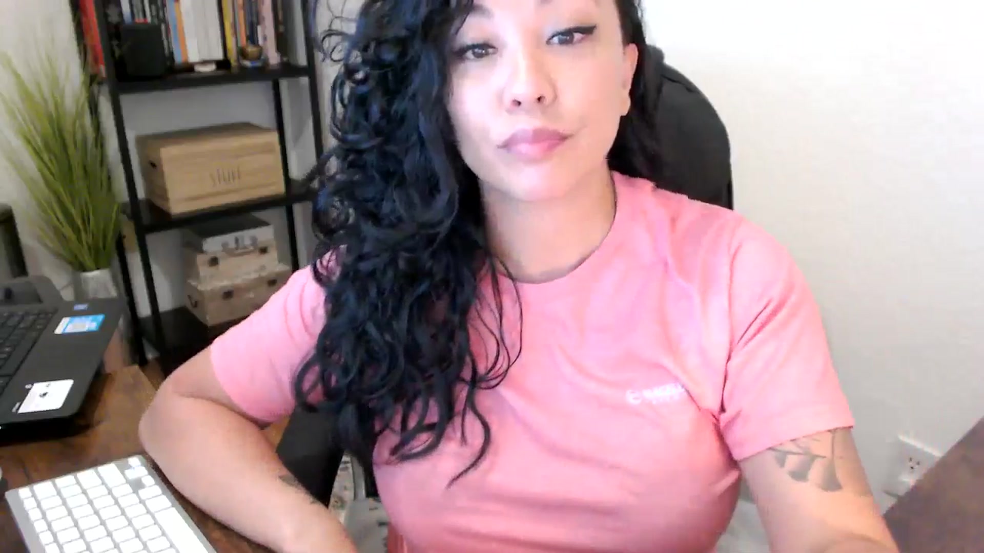 Gallery image thumbnail from MickaylaMoon's myfreecams stream on, 08/15/2024, 15:24 image 9 of 20