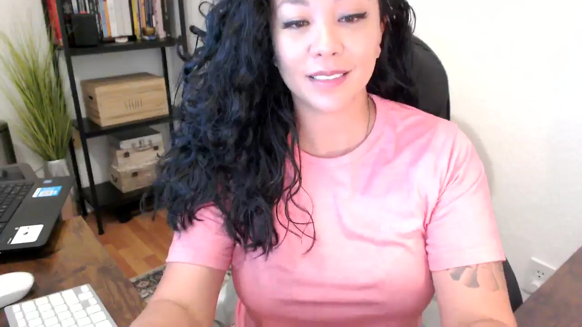 Gallery image thumbnail from MickaylaMoon's myfreecams stream on, 08/15/2024, 16:17 image 18 of 20
