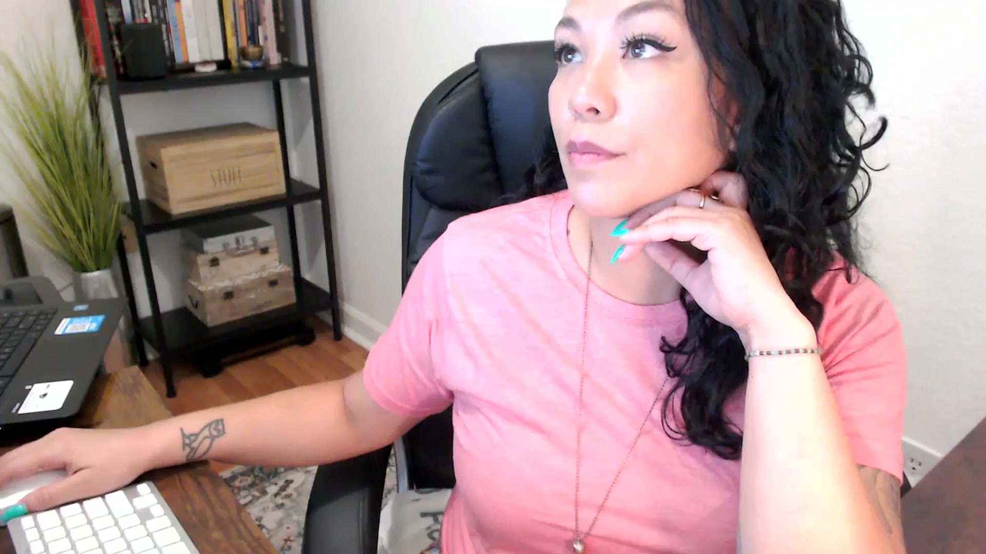 Gallery image thumbnail from MickaylaMoon's myfreecams stream on, 08/15/2024, 16:17 image 10 of 20