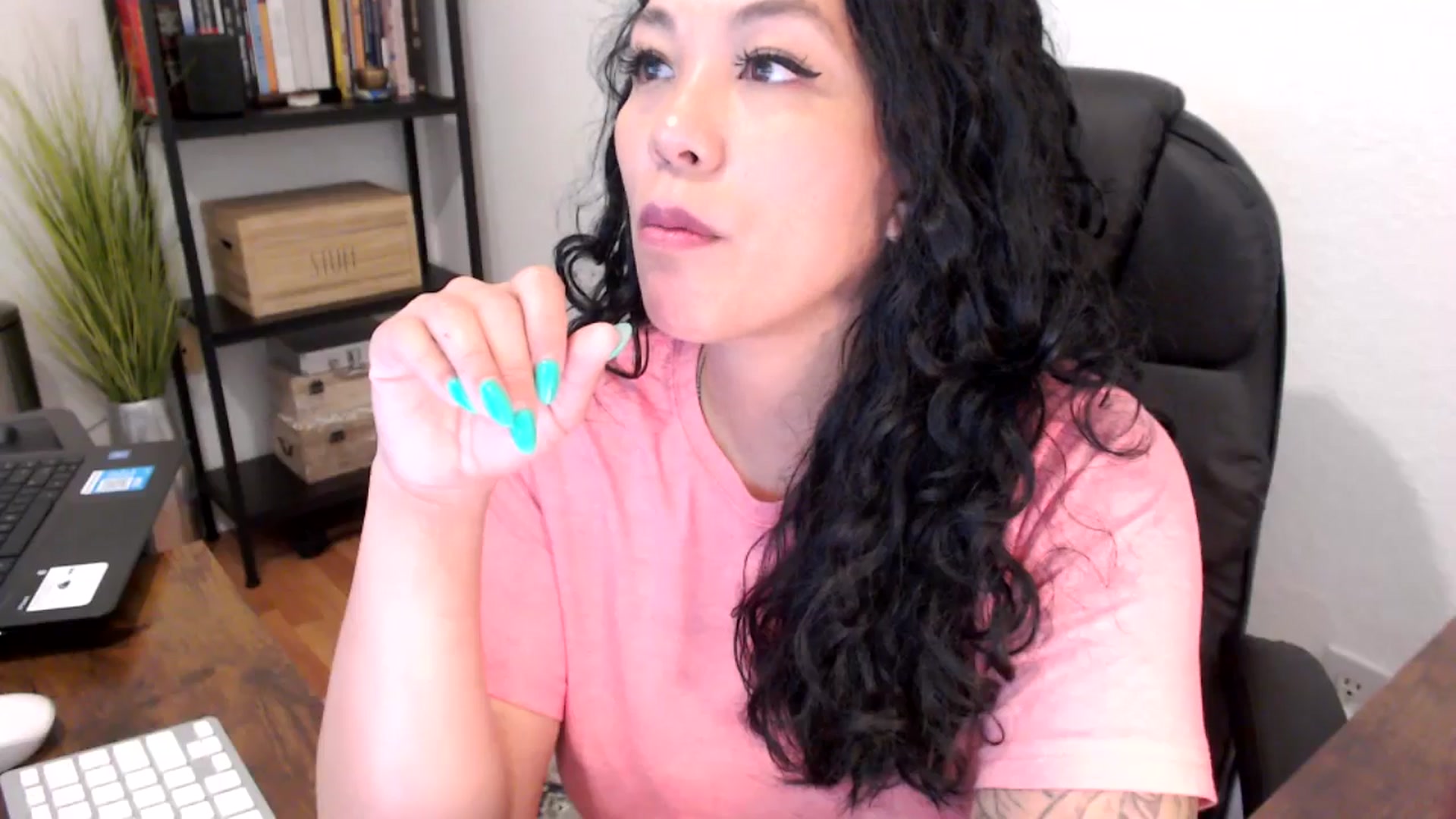 Gallery image thumbnail from MickaylaMoon's myfreecams stream on, 08/15/2024, 17:09 image 12 of 20