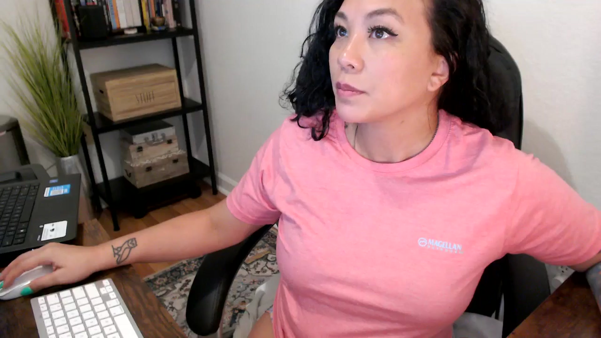 Gallery image thumbnail from MickaylaMoon's myfreecams stream on, 08/15/2024, 19:24 image 10 of 20