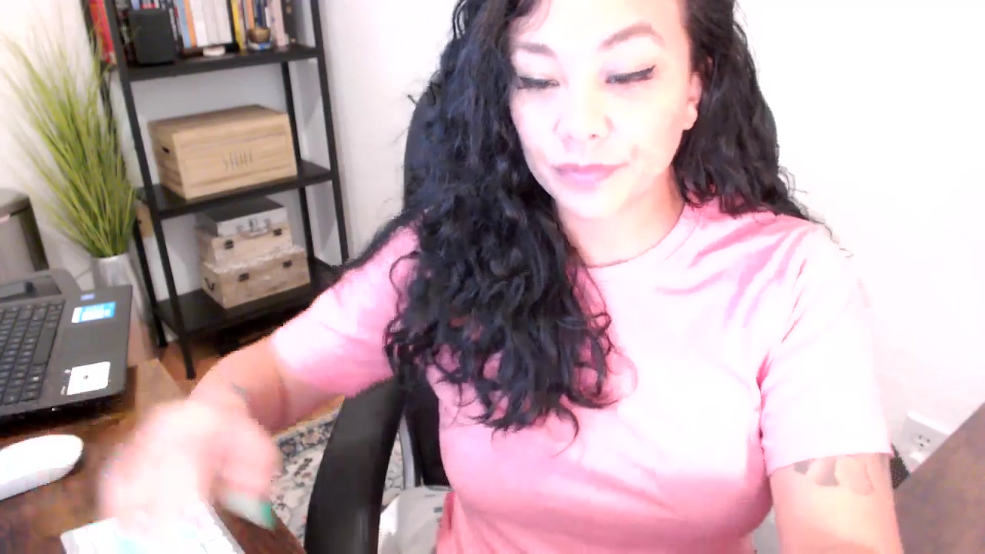 Gallery image thumbnail from MickaylaMoon's myfreecams stream on, 08/15/2024, 19:24 image 18 of 20