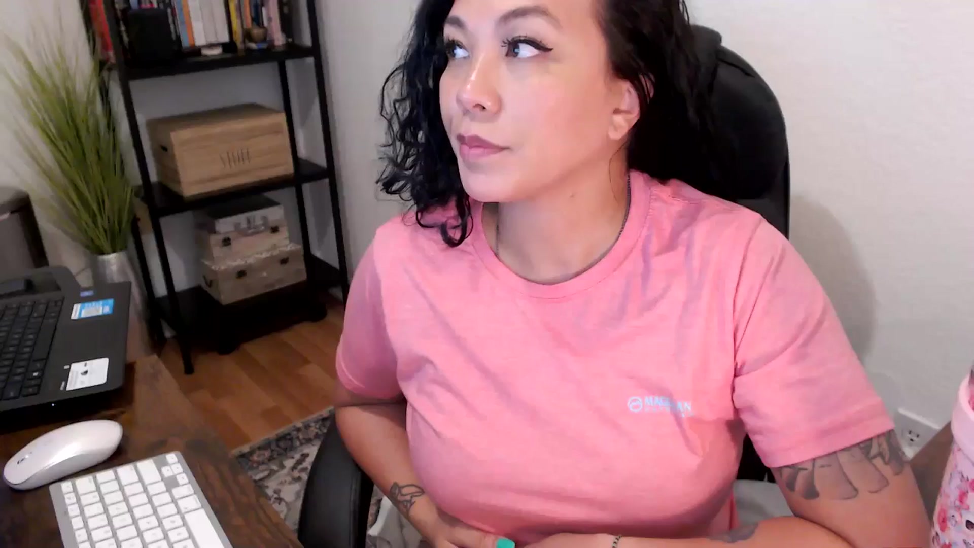Gallery image thumbnail from MickaylaMoon's myfreecams stream on, 08/15/2024, 19:24 image 8 of 20