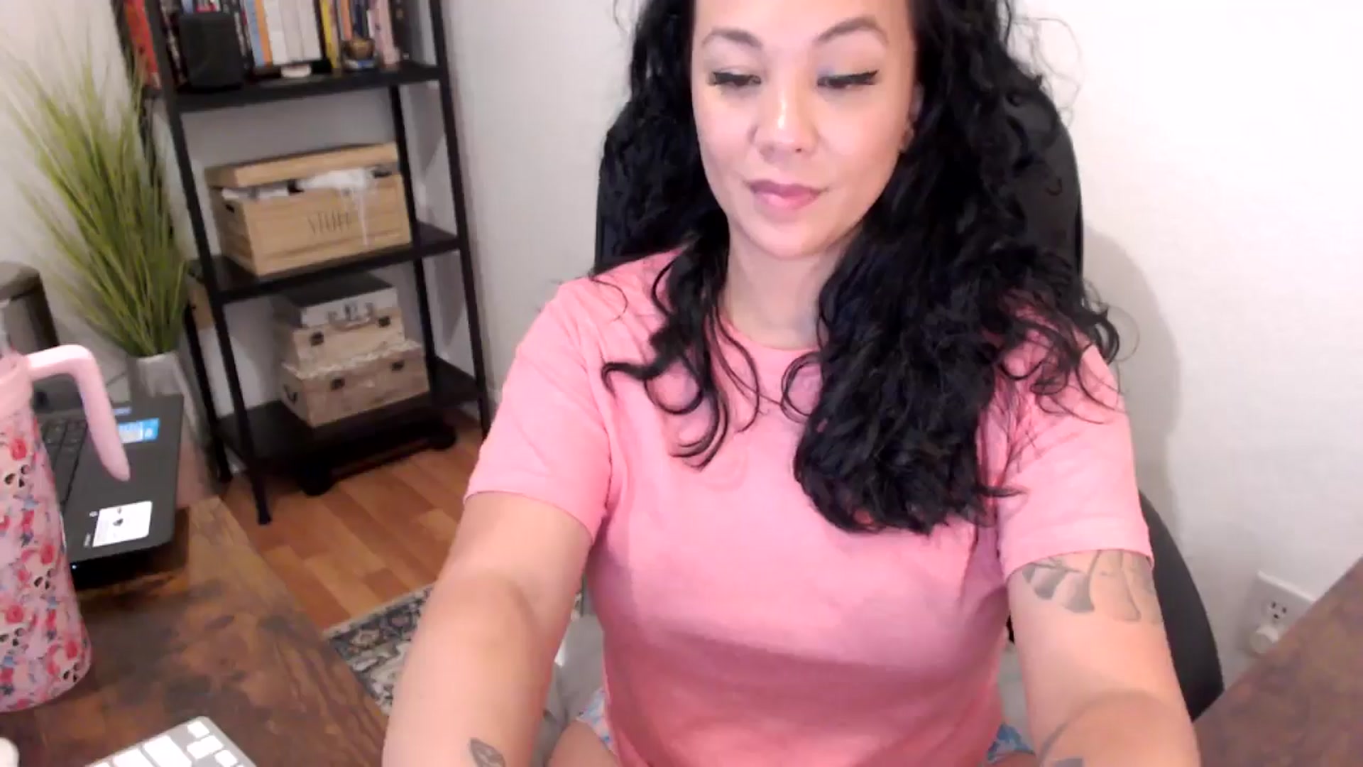 Gallery image thumbnail from MickaylaMoon's myfreecams stream on, 08/15/2024, 20:16 image 20 of 20