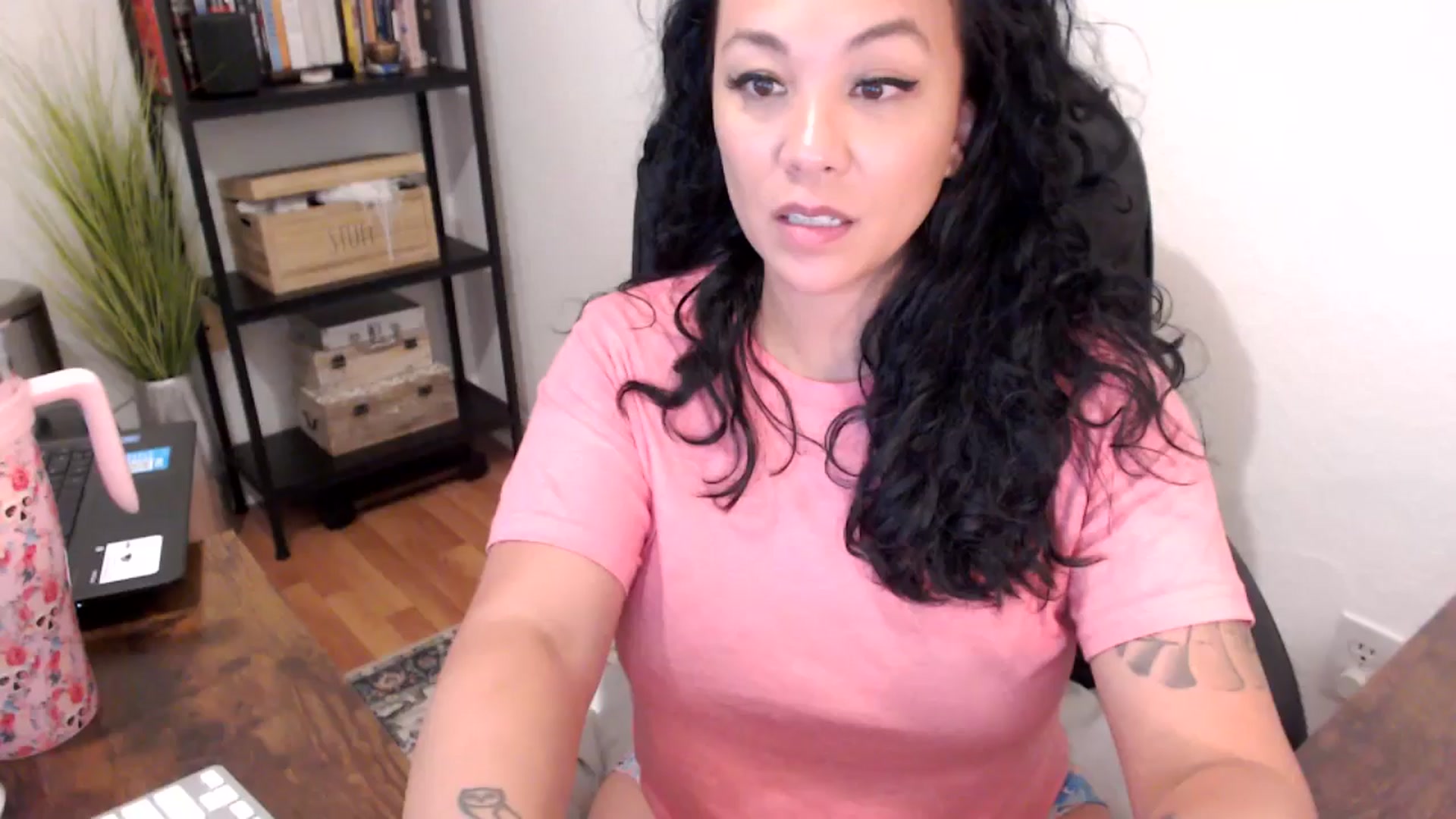 Gallery image thumbnail from MickaylaMoon's myfreecams stream on, 08/15/2024, 20:16 image 18 of 20
