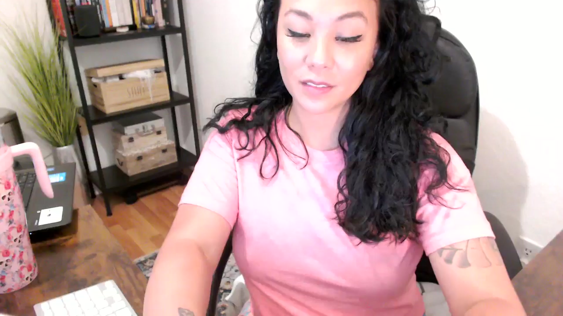Gallery image thumbnail from MickaylaMoon's myfreecams stream on, 08/15/2024, 20:16 image 14 of 20