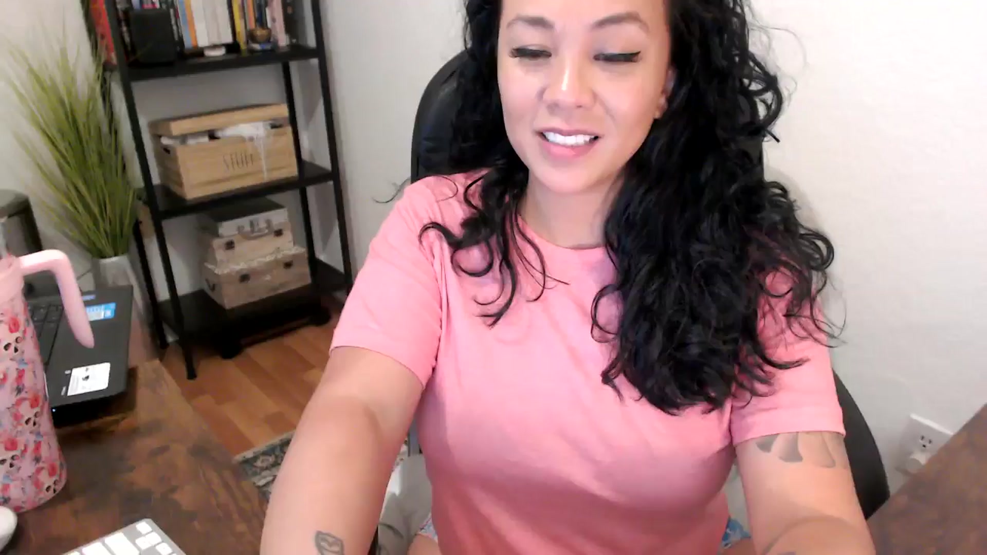 Gallery image thumbnail from MickaylaMoon's myfreecams stream on, 08/15/2024, 20:16 image 16 of 20