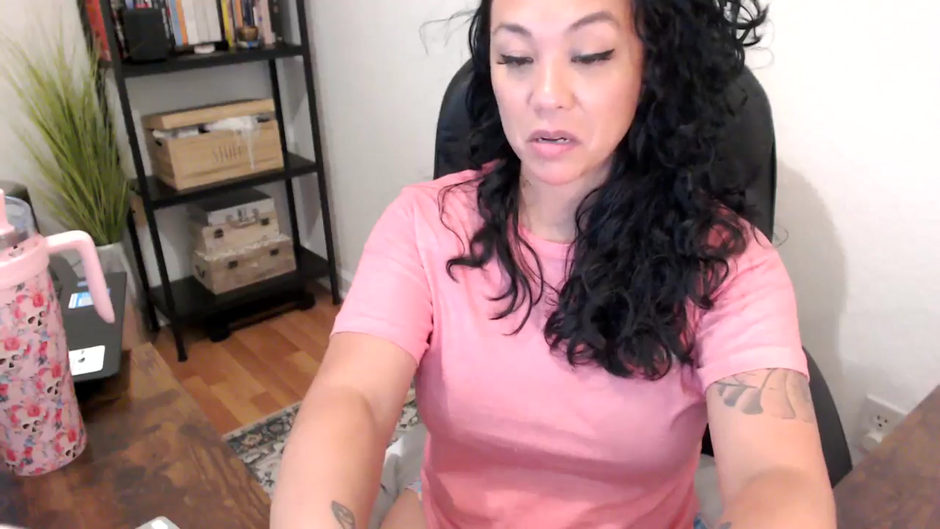 Gallery image thumbnail from MickaylaMoon's myfreecams stream on, 08/15/2024, 20:28 image 15 of 20