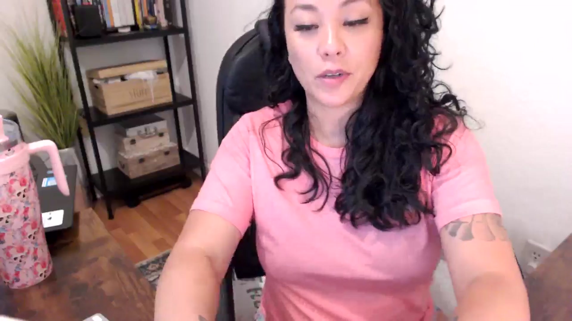 Gallery image thumbnail from MickaylaMoon's myfreecams stream on, 08/15/2024, 20:28 image 18 of 20