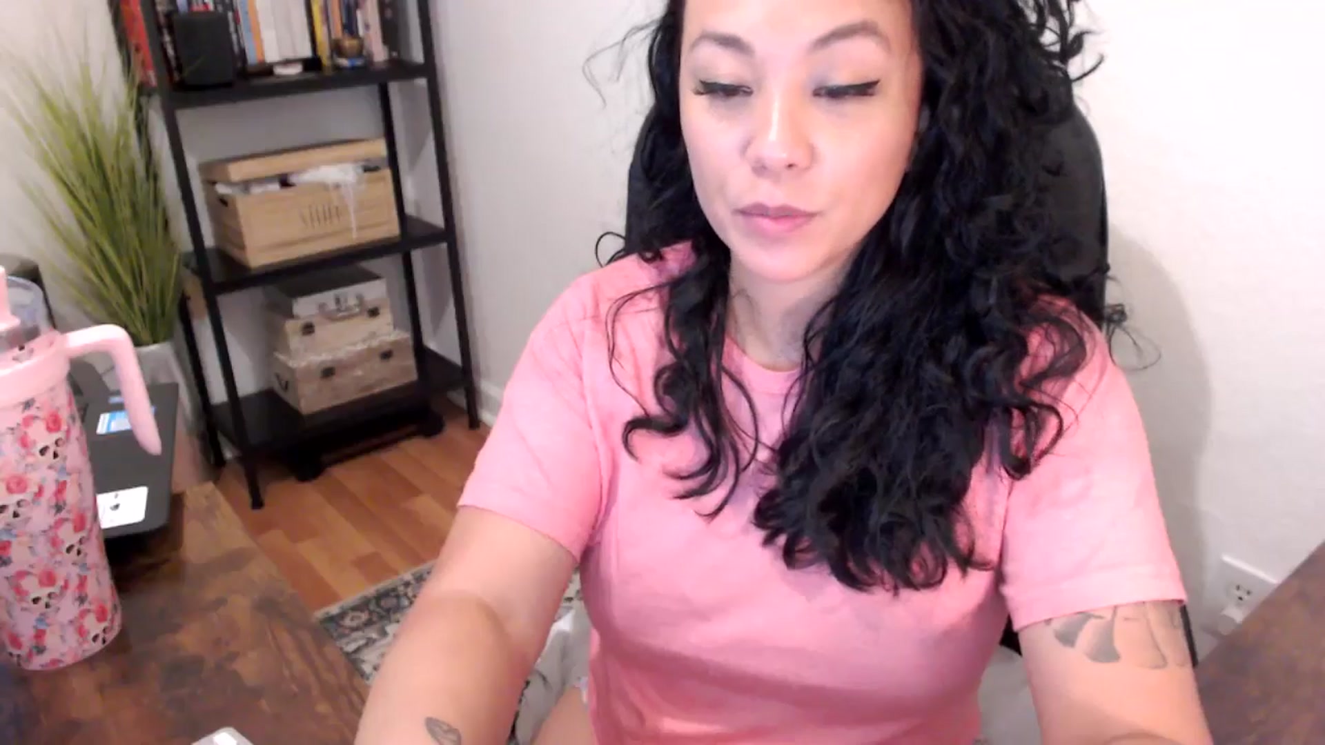 Gallery image thumbnail from MickaylaMoon's myfreecams stream on, 08/15/2024, 20:28 image 17 of 20