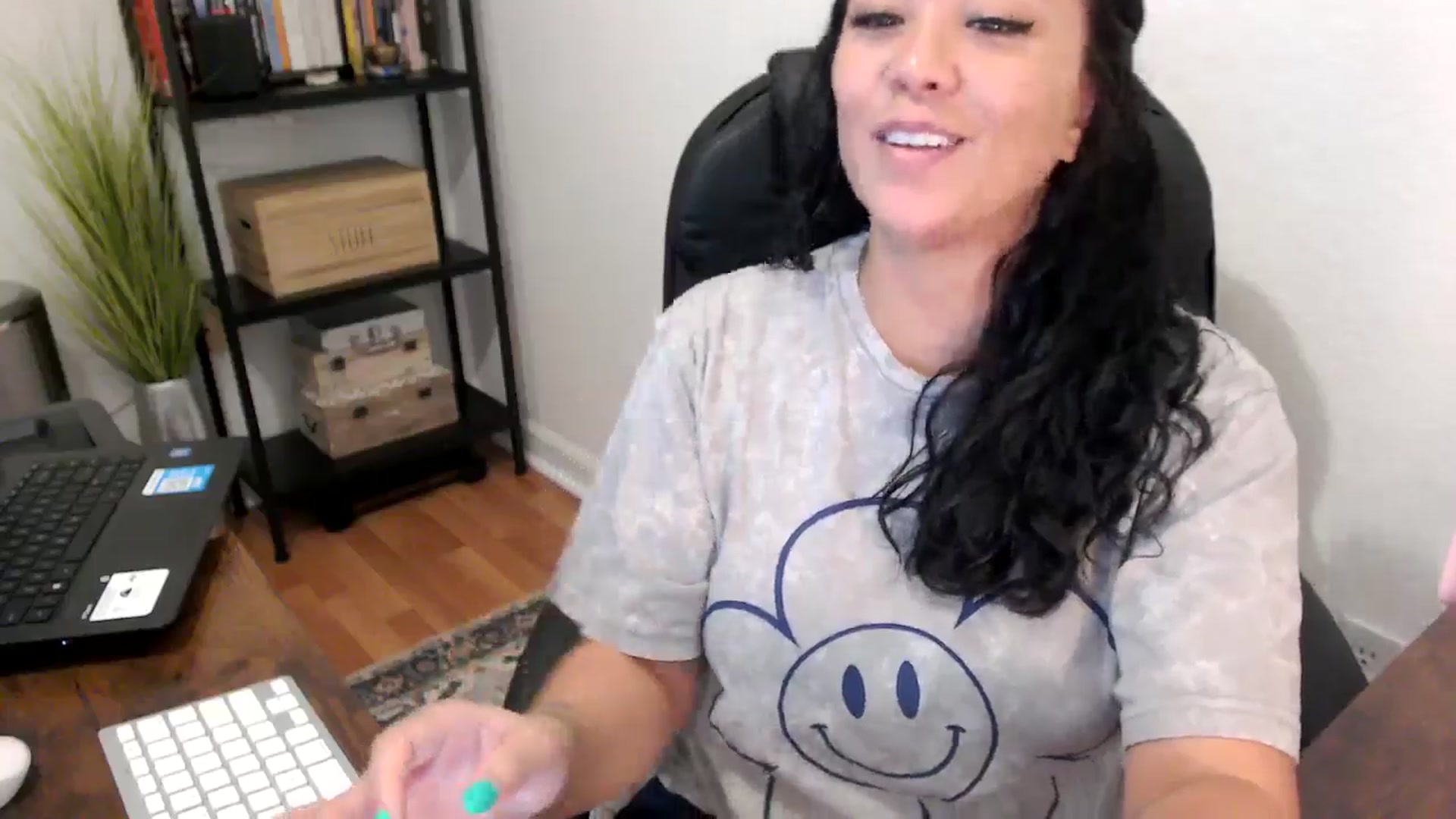 Gallery image thumbnail from MickaylaMoon's myfreecams stream on, 08/16/2024, 15:16 image 2 of 20