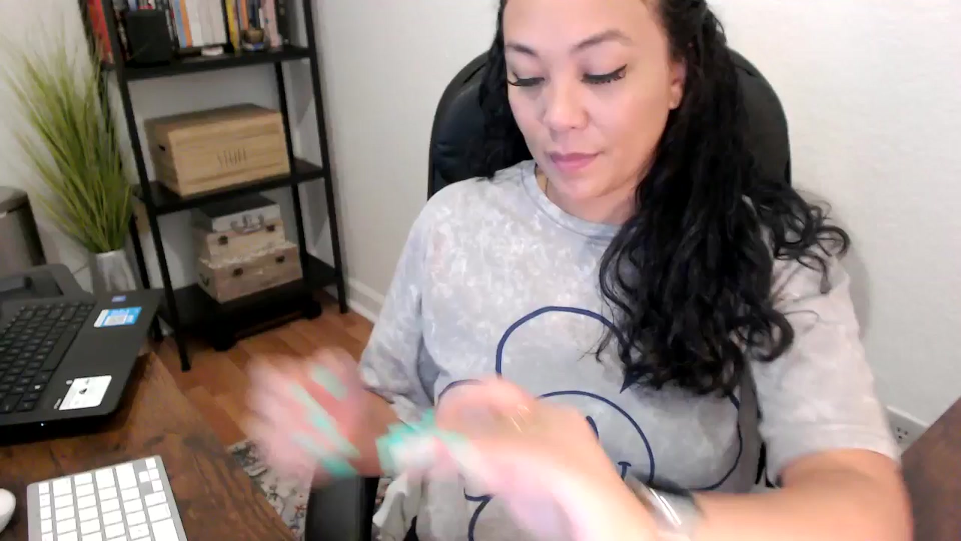 Gallery image thumbnail from MickaylaMoon's myfreecams stream on, 08/16/2024, 15:16 image 4 of 20