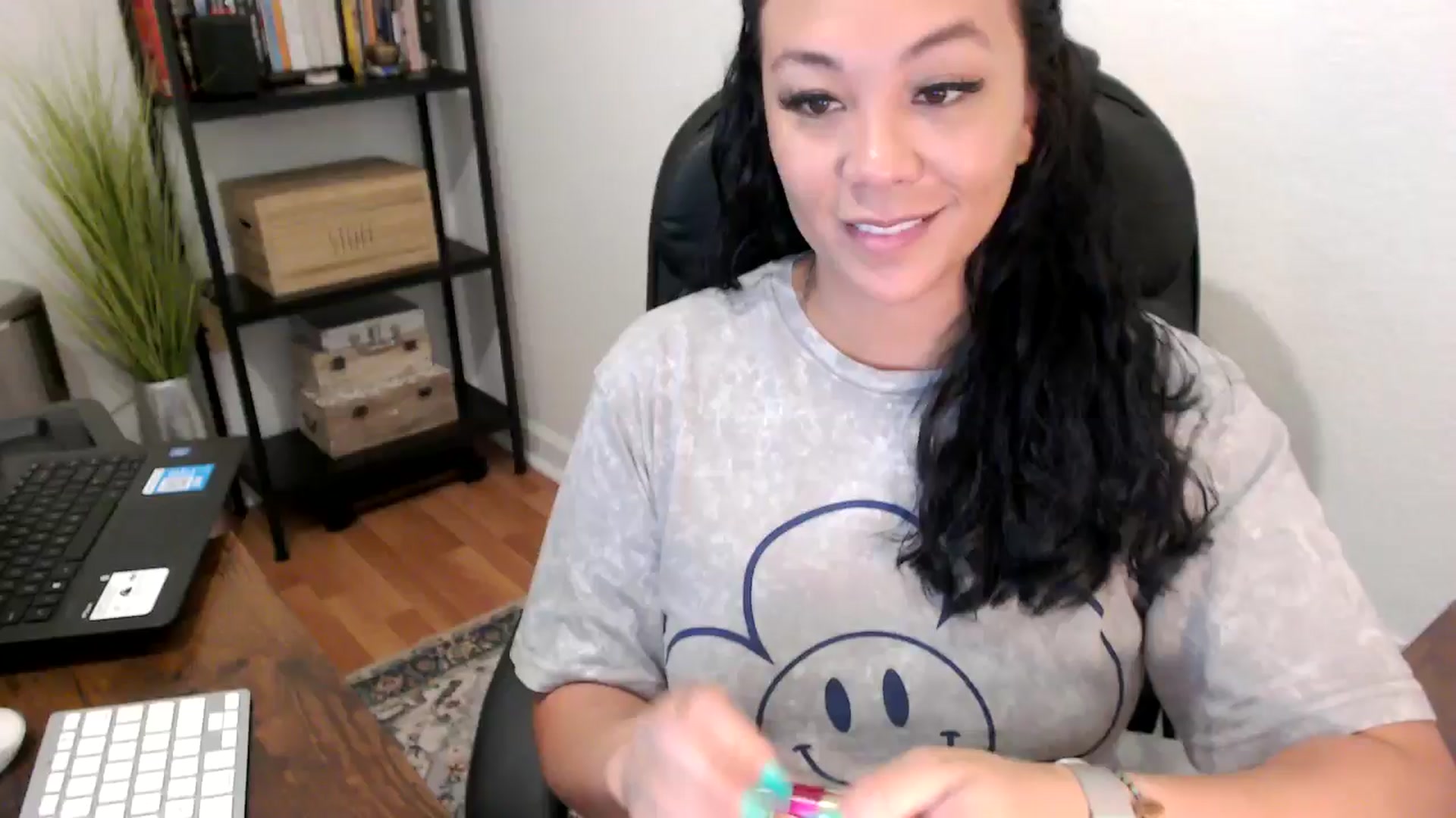Gallery image thumbnail from MickaylaMoon's myfreecams stream on, 08/16/2024, 15:16 image 14 of 20