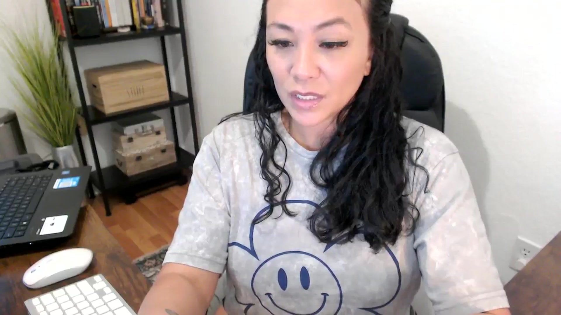 Gallery image thumbnail from MickaylaMoon's myfreecams stream on, 08/16/2024, 17:13 image 7 of 20