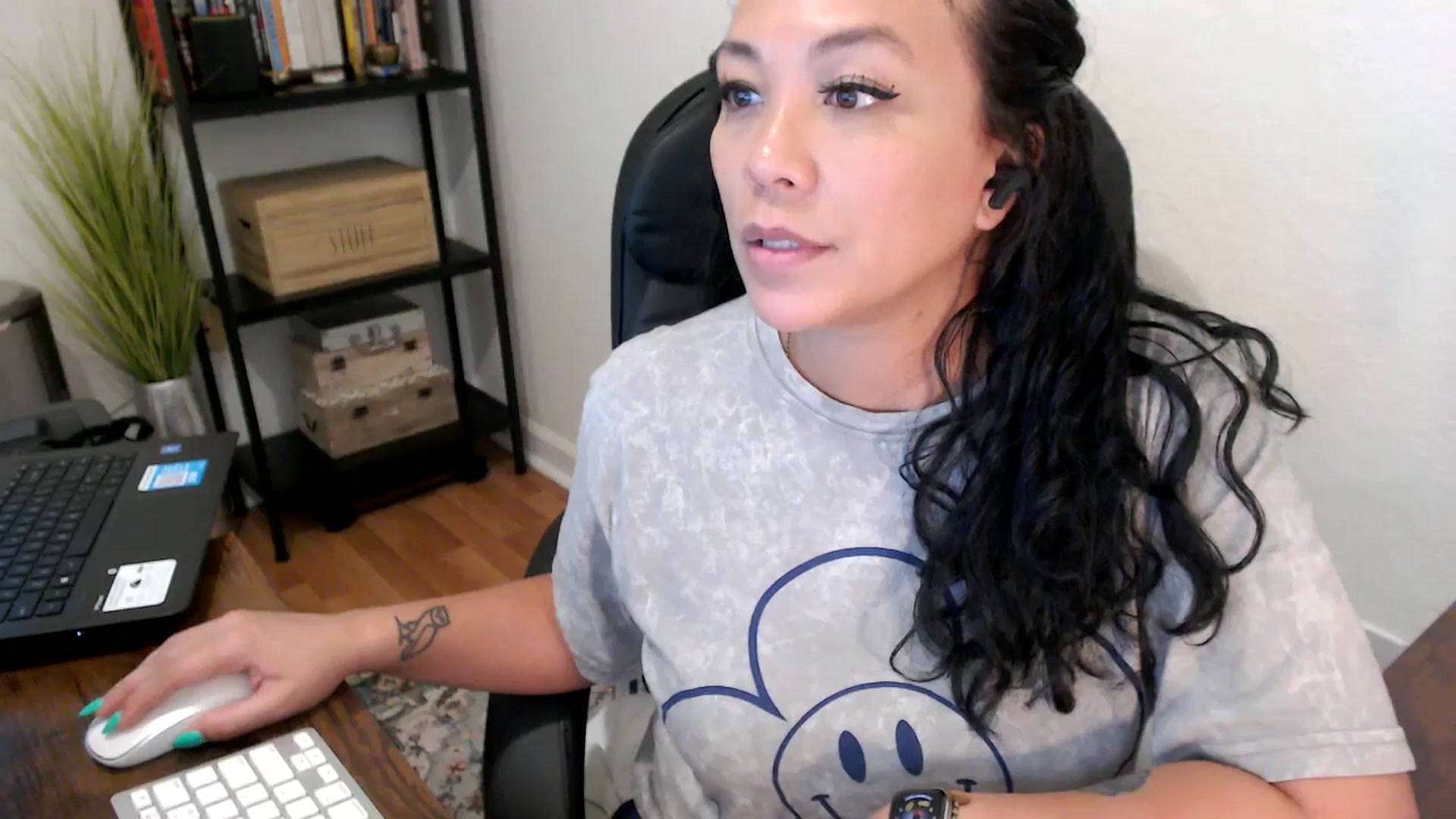 Gallery image thumbnail from MickaylaMoon's myfreecams stream on, 08/16/2024, 18:10 image 16 of 20