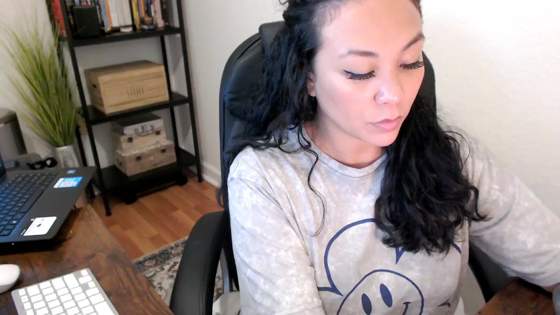 Gallery image thumbnail from MickaylaMoon's myfreecams stream on, 08/16/2024, 21:06 image 5 of 20